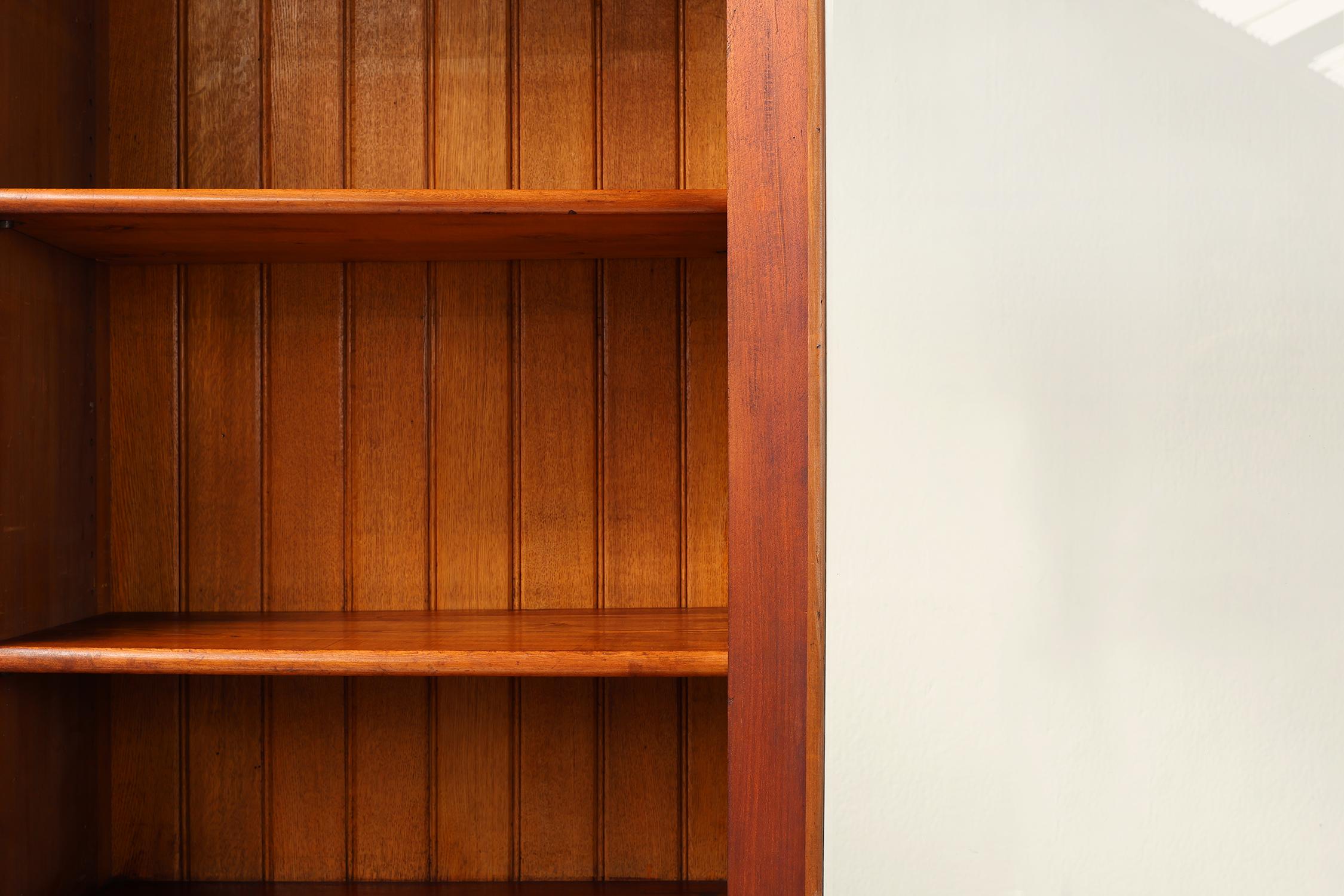 Belgian Art Nouveau Display Cabinet or Bookcase in oak with carvings and glass doors For Sale