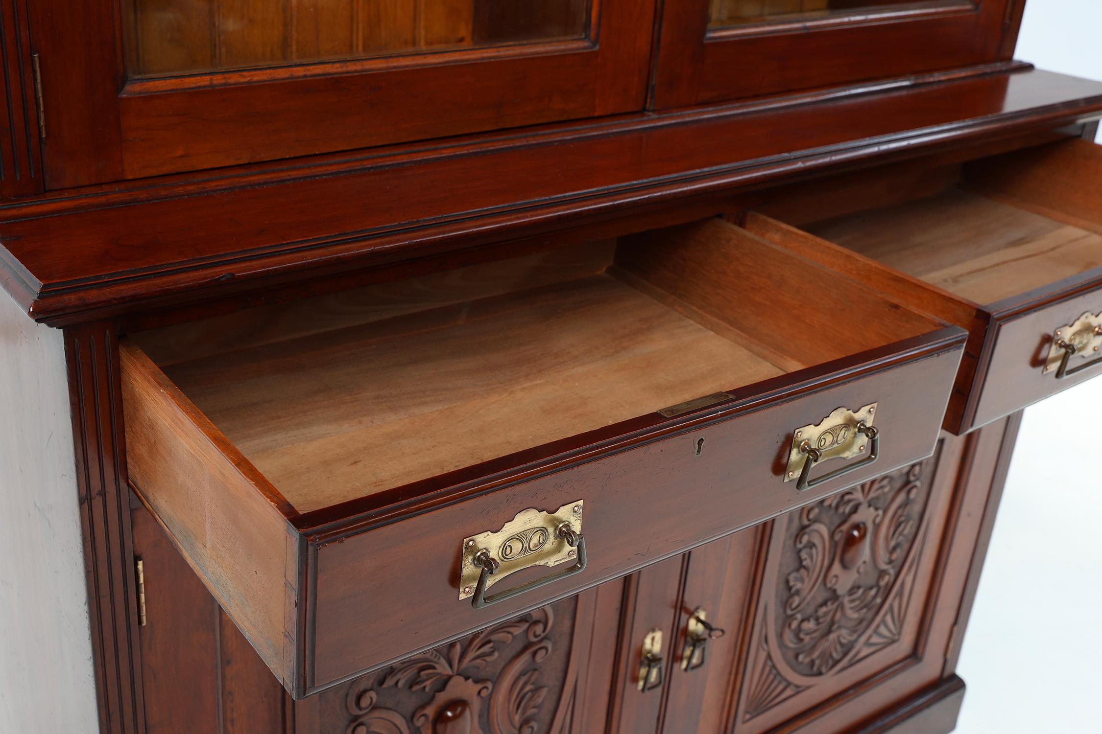 Art Nouveau Display Cabinet or Bookcase in oak with carvings and glass doors For Sale 2