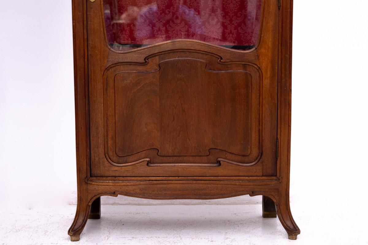 Ausstellungsgehäuse im Jugendstil, Frankreich, ca. 1910. (Art nouveau) im Angebot