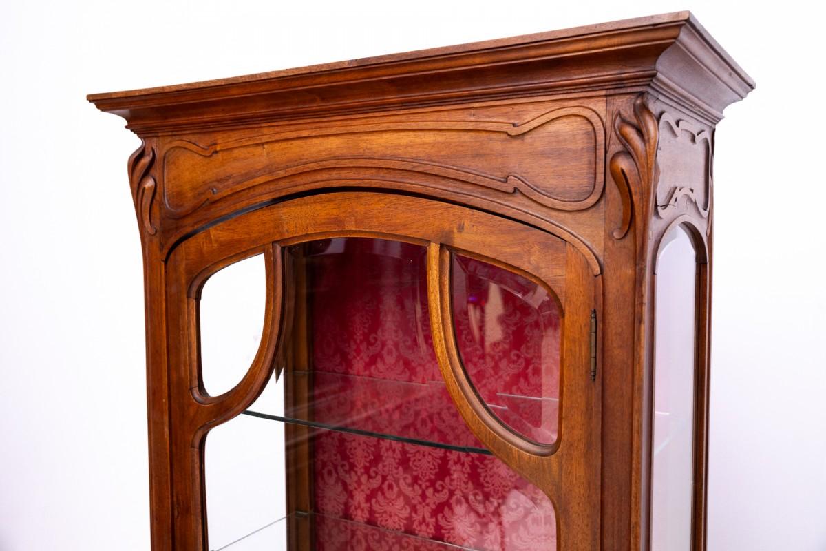 Ausstellungsgehäuse im Jugendstil, Frankreich, ca. 1910. (Französisch) im Angebot