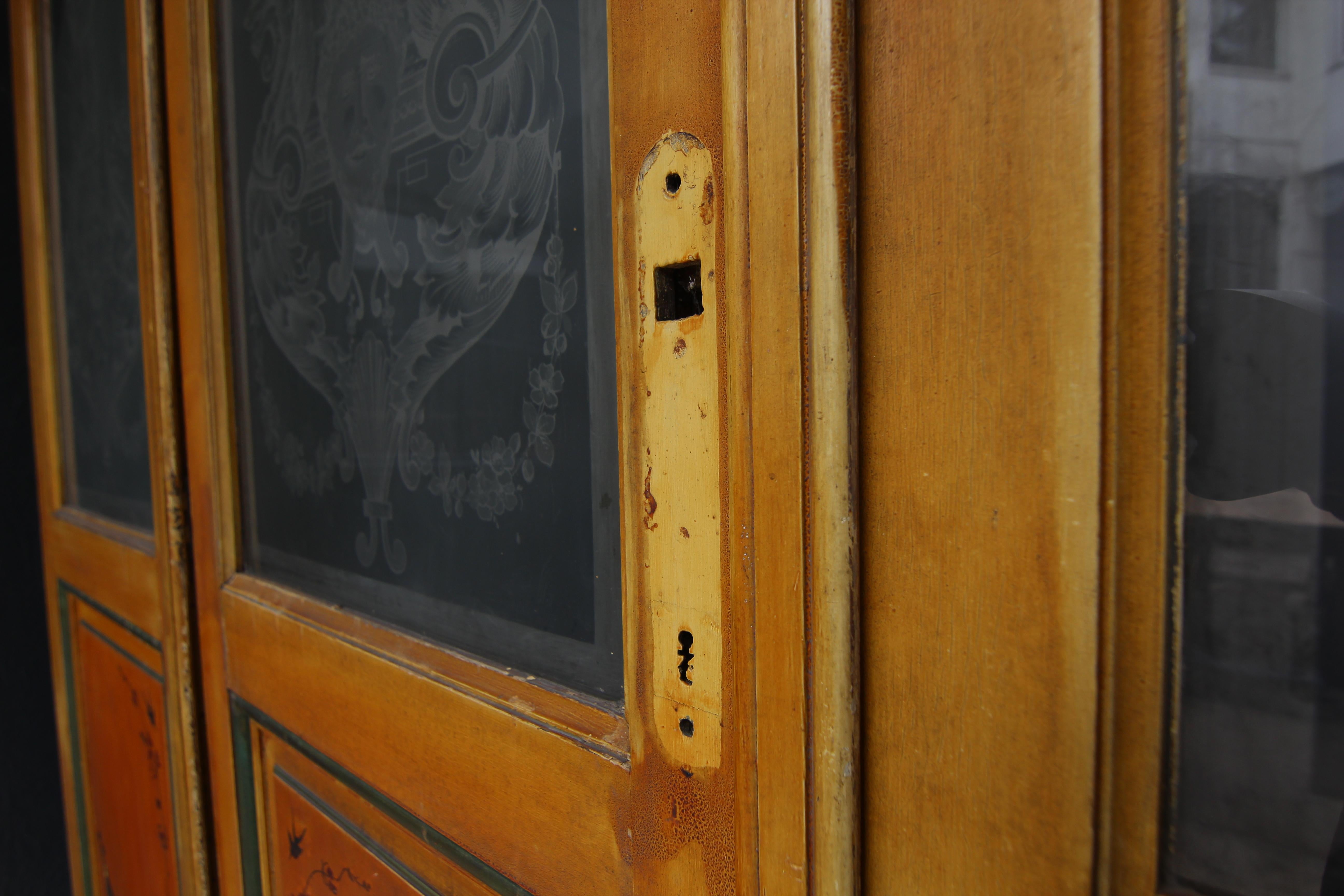 Art Nouveau Double Door with Etched Glass and Chinoiserie Painting For Sale 3