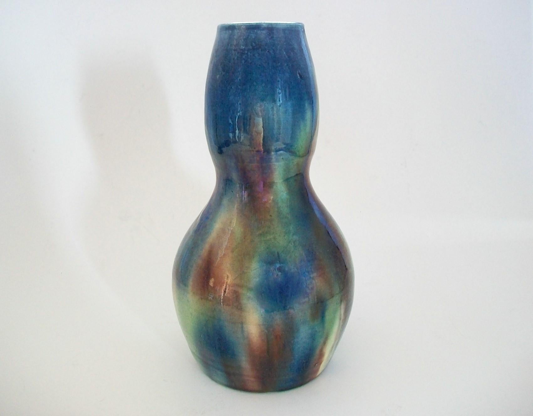 20th Century Art Nouveau Double Gourd Ceramic Vase - Iridescent Glaze - Belgium - 20th C. For Sale