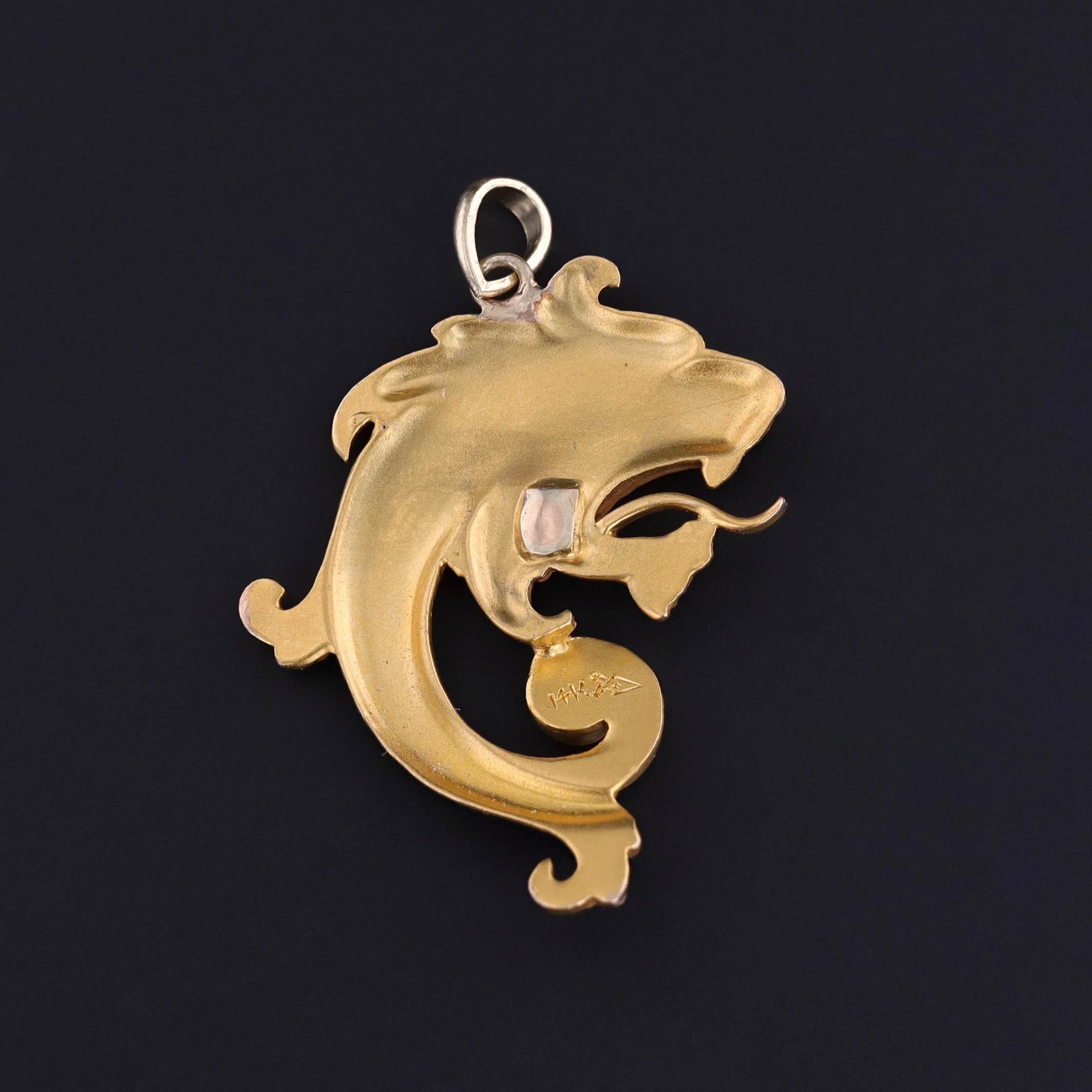 Victorien Pendentif Art Nouveau en or 14k représentant un dragon en vente