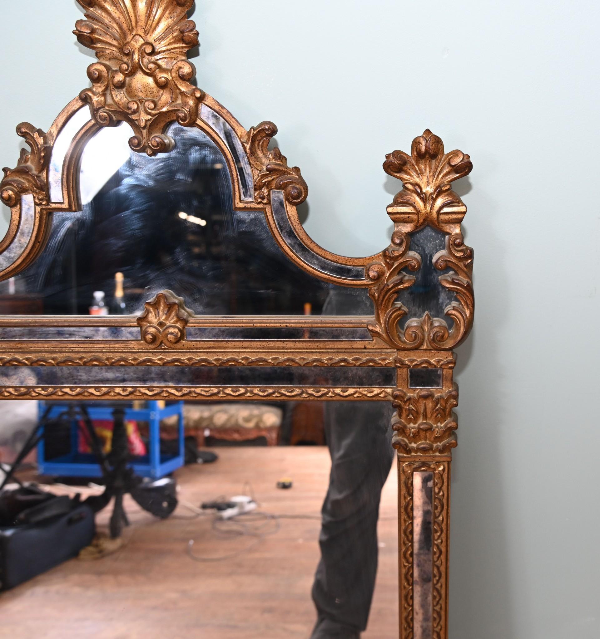 Fin du XIXe siècle Miroir de coiffeuse Art Nouveau Cadre doré en vente