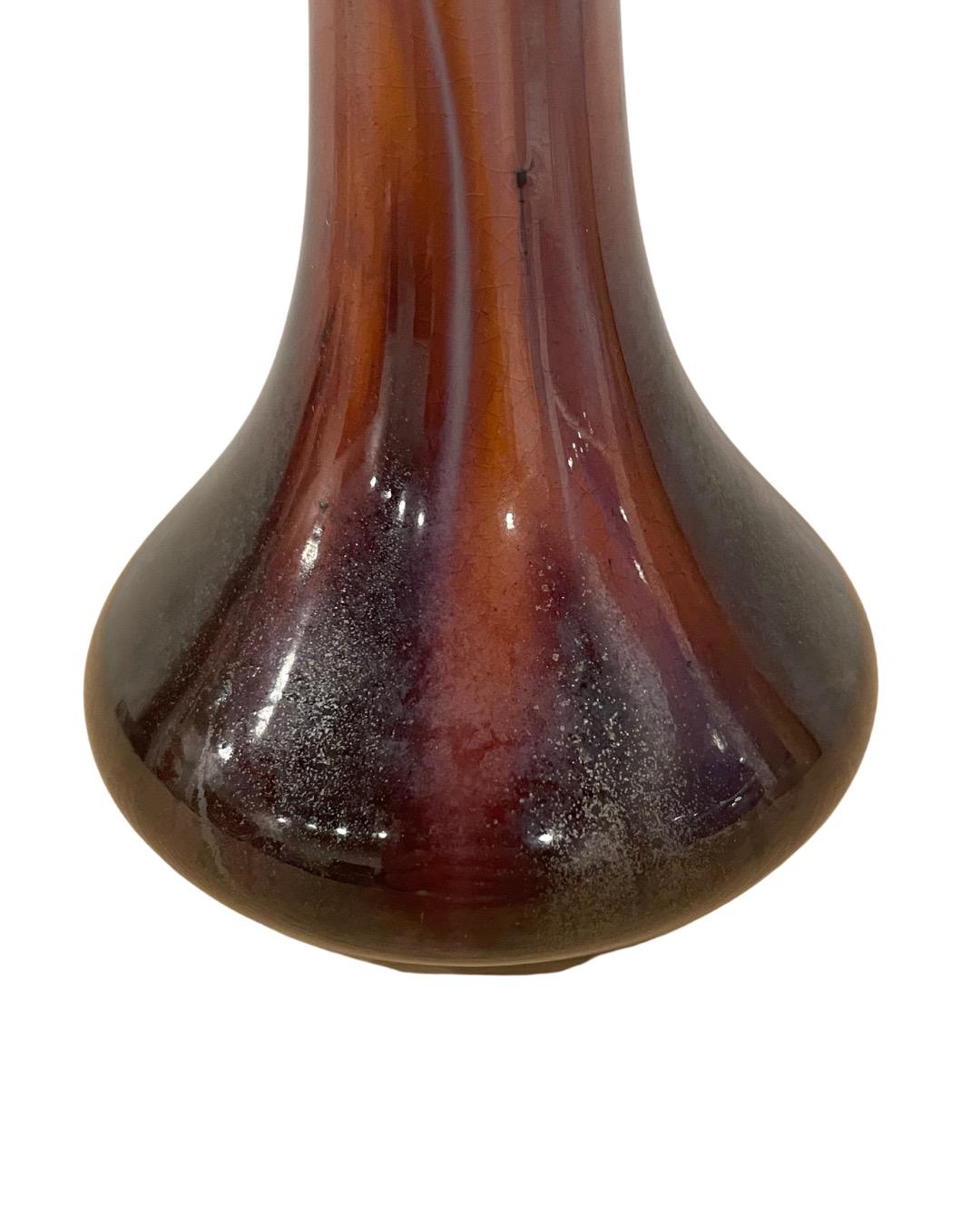 Belga Vaso a bocciolo in ceramica smaltata a goccia Art Nouveau in vendita