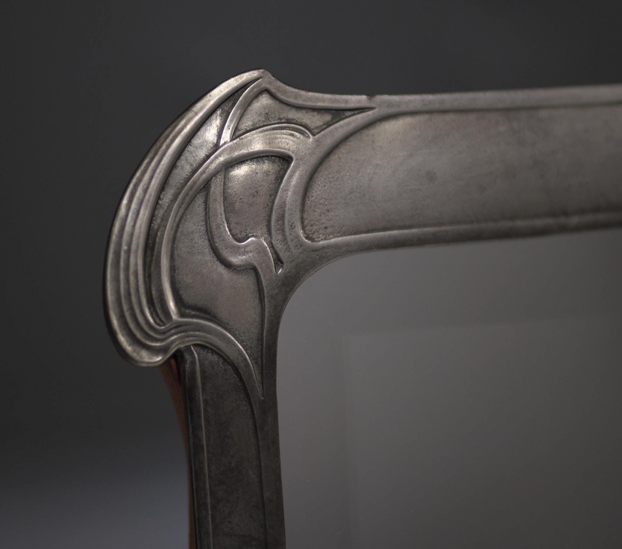 Art Nouveau  easel mirror,  'Echo'  Royal Dutch Pewter company 1920s  For Sale 2