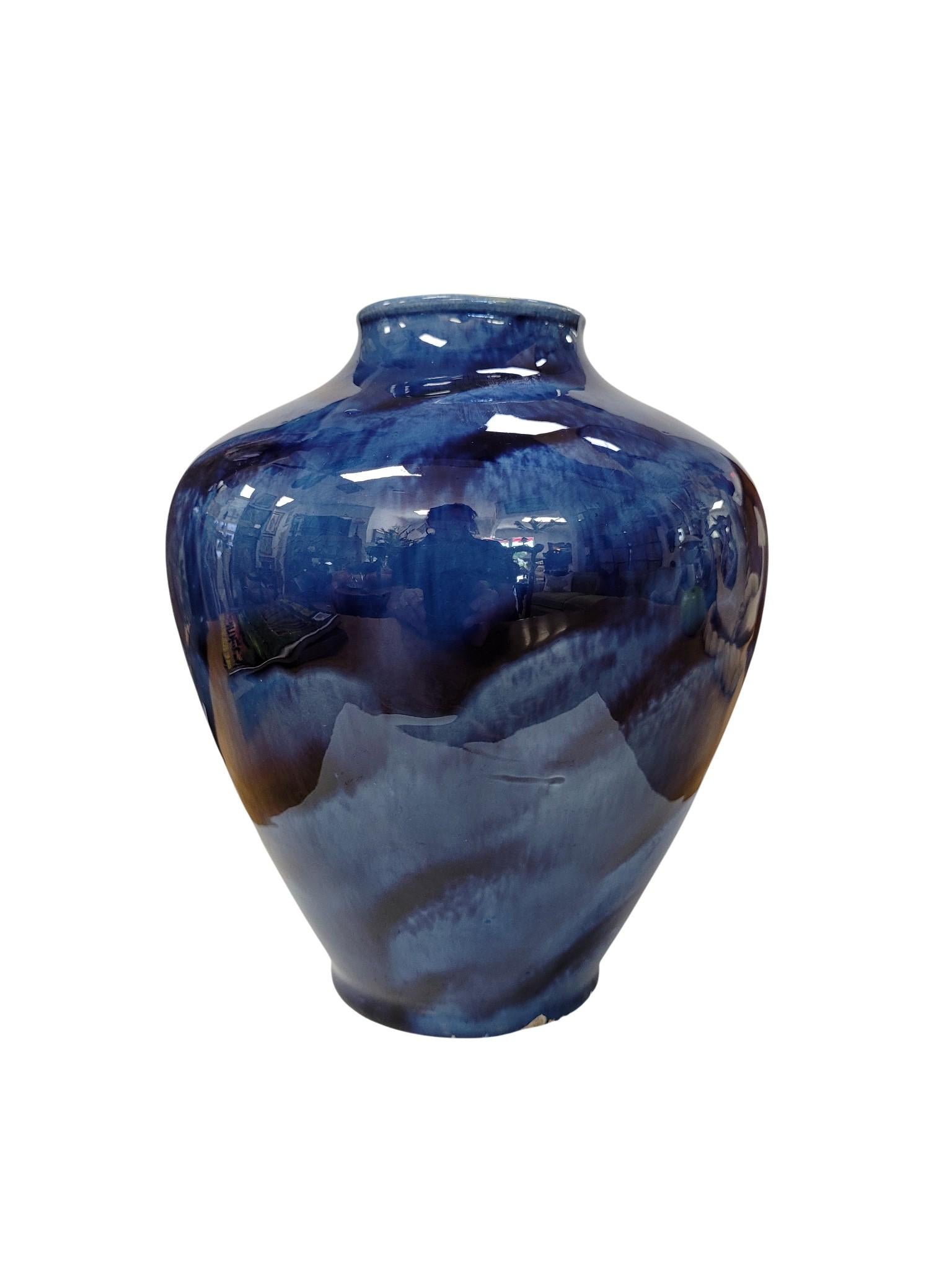 Jugendstil-Vase aus Edelweiß-Reliefkeramik, CIRCA 1890-1915 im Angebot 5