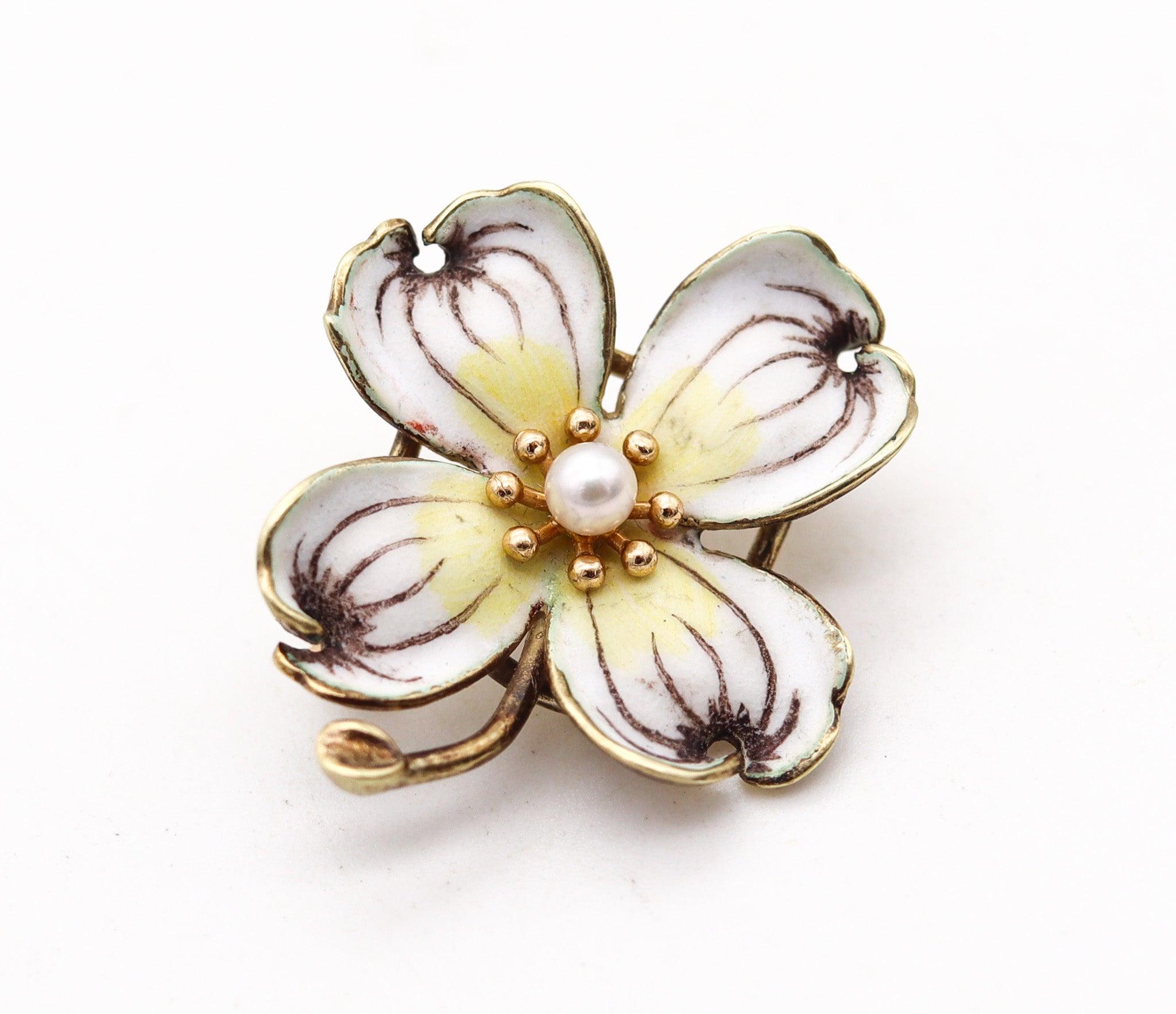 Art nouveau ART NOUVEAU Broche fleur édouardienne 1905 en or jaune 14 carats et perles en vente