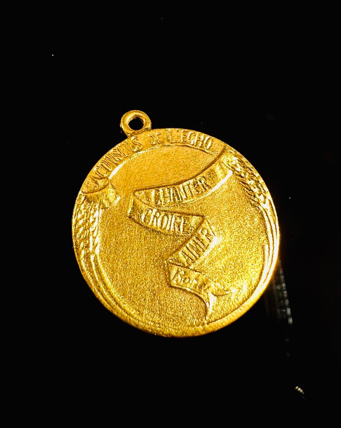 Art Nouveau Edwardian Love Pendant signed Mazzoni 18 k Yellow Gold France 5