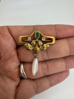 Art Nouveau Emerald, Diamond & Natural Pearl Foliate Brooch in 18K Gold