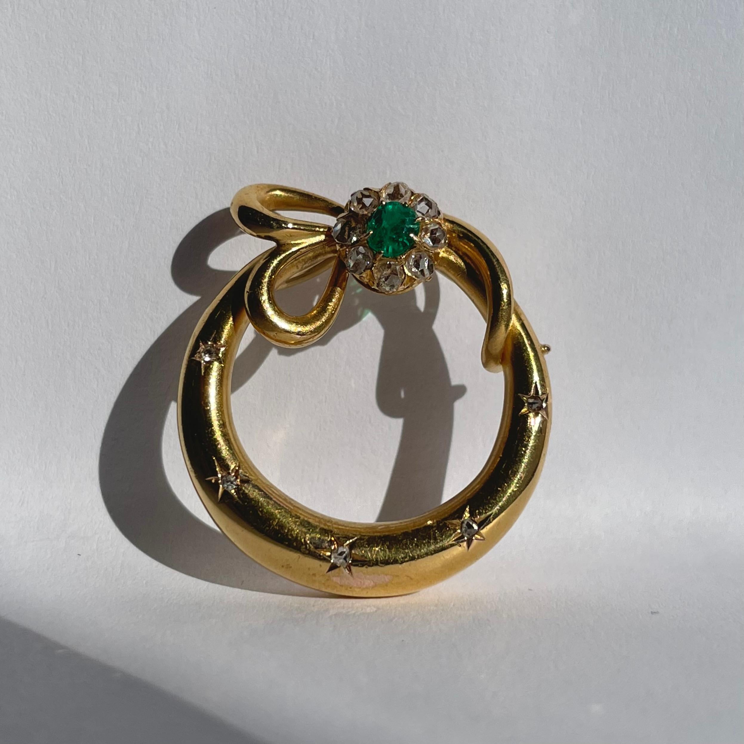 Art Nouveau Emerald & Rose Cut Diamond Pendant in 18K Yellow Gold In Good Condition For Sale In Boston, MA