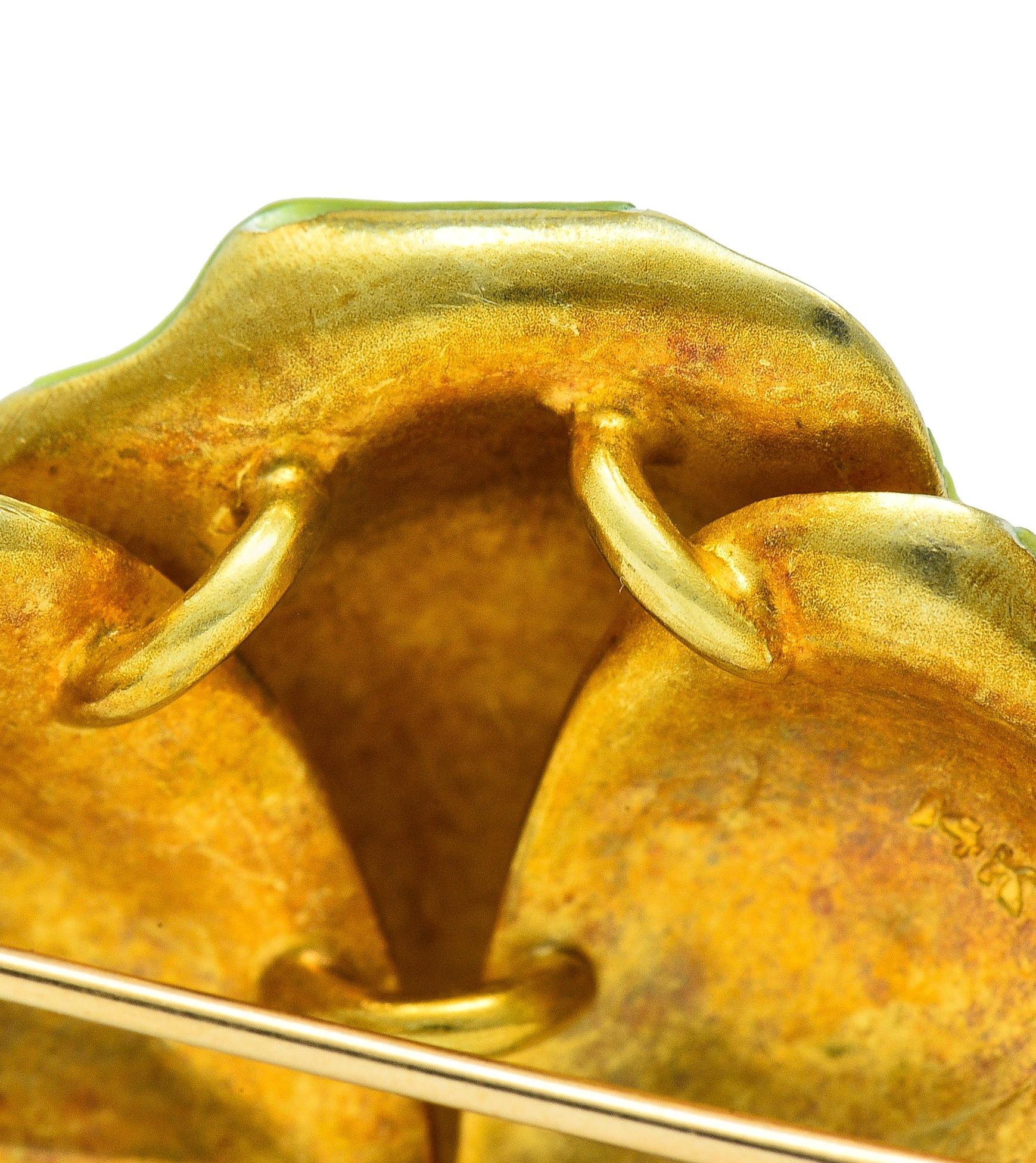 Art Nouveau Enamel 14 Karat Yellow Gold Antique Flower Brooch For Sale 2