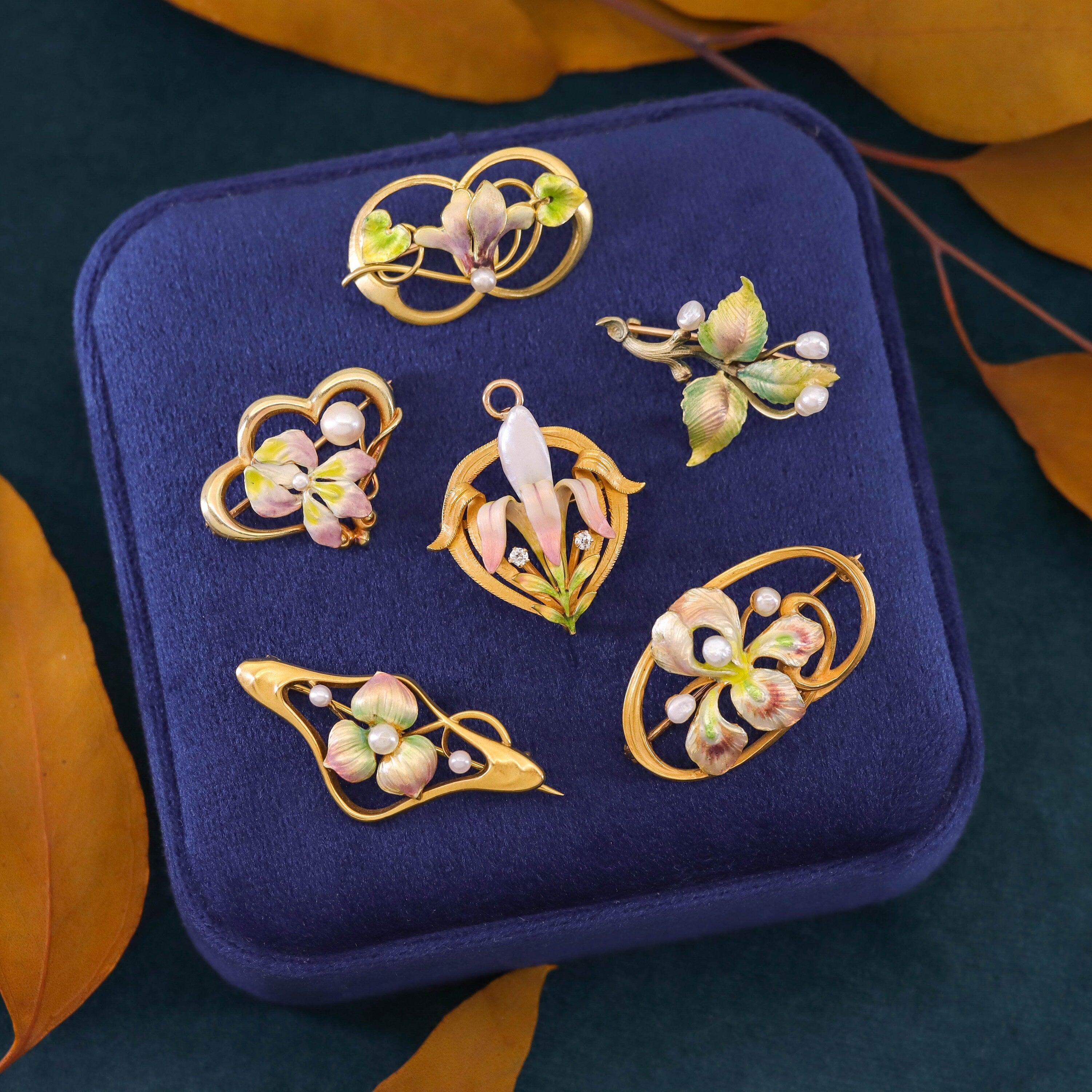 Art Nouveau Enamel Flower Pendant Brooch by Krementz For Sale 2