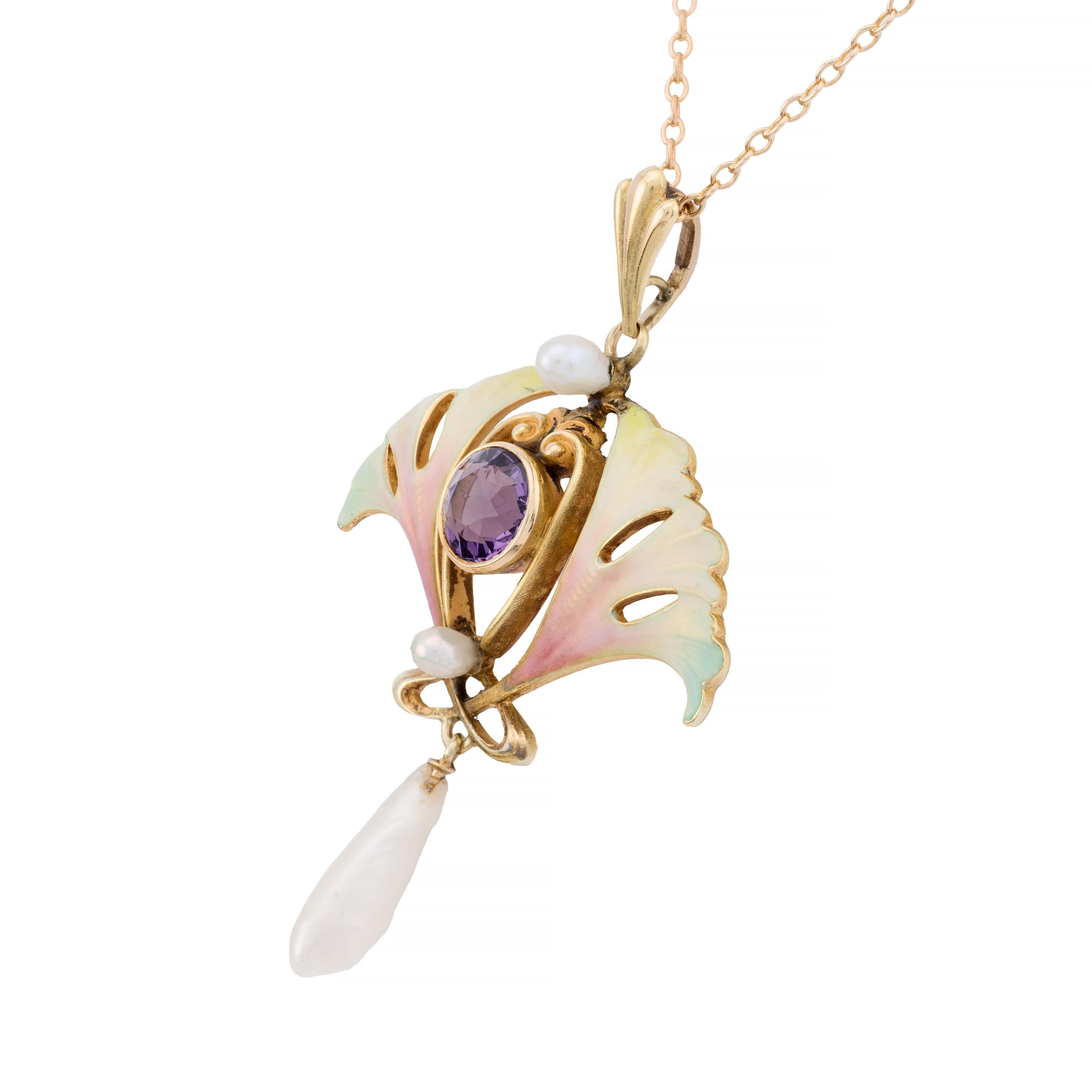 Art Nouveau Enamel Ginko Leaf Amethyst & Natural Pearl Pendant Necklace In Excellent Condition In Boston, MA