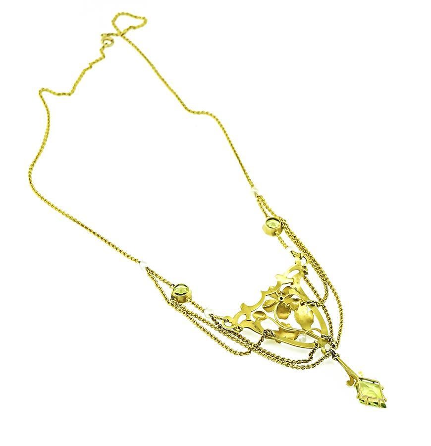 Collana con ciondolo in oro e smalto Art Nouveau In condizioni buone in vendita a New York, NY