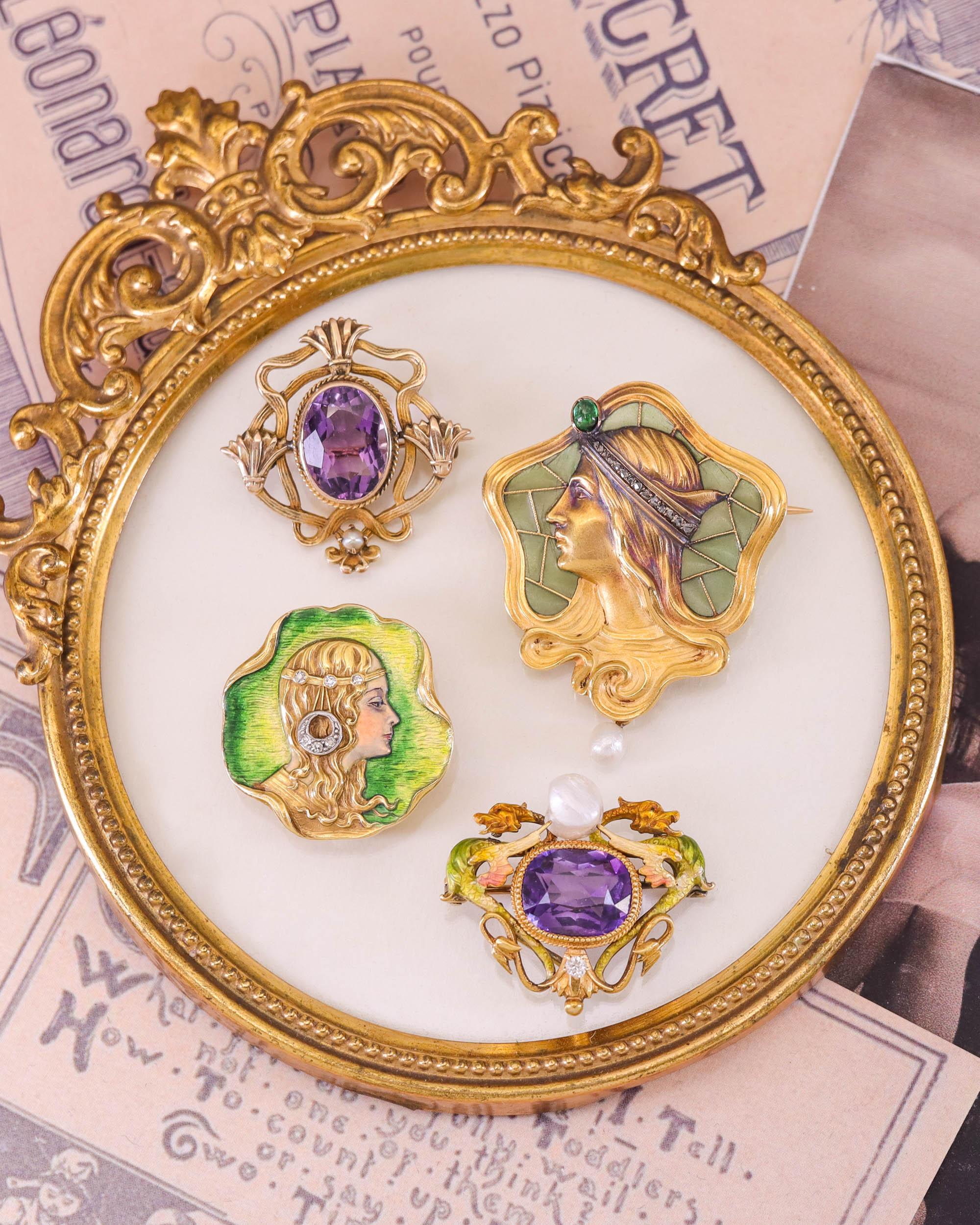 Art Nouveau Broche Femme en émail Or 18k Bon état - En vente à Lewisburg, PA