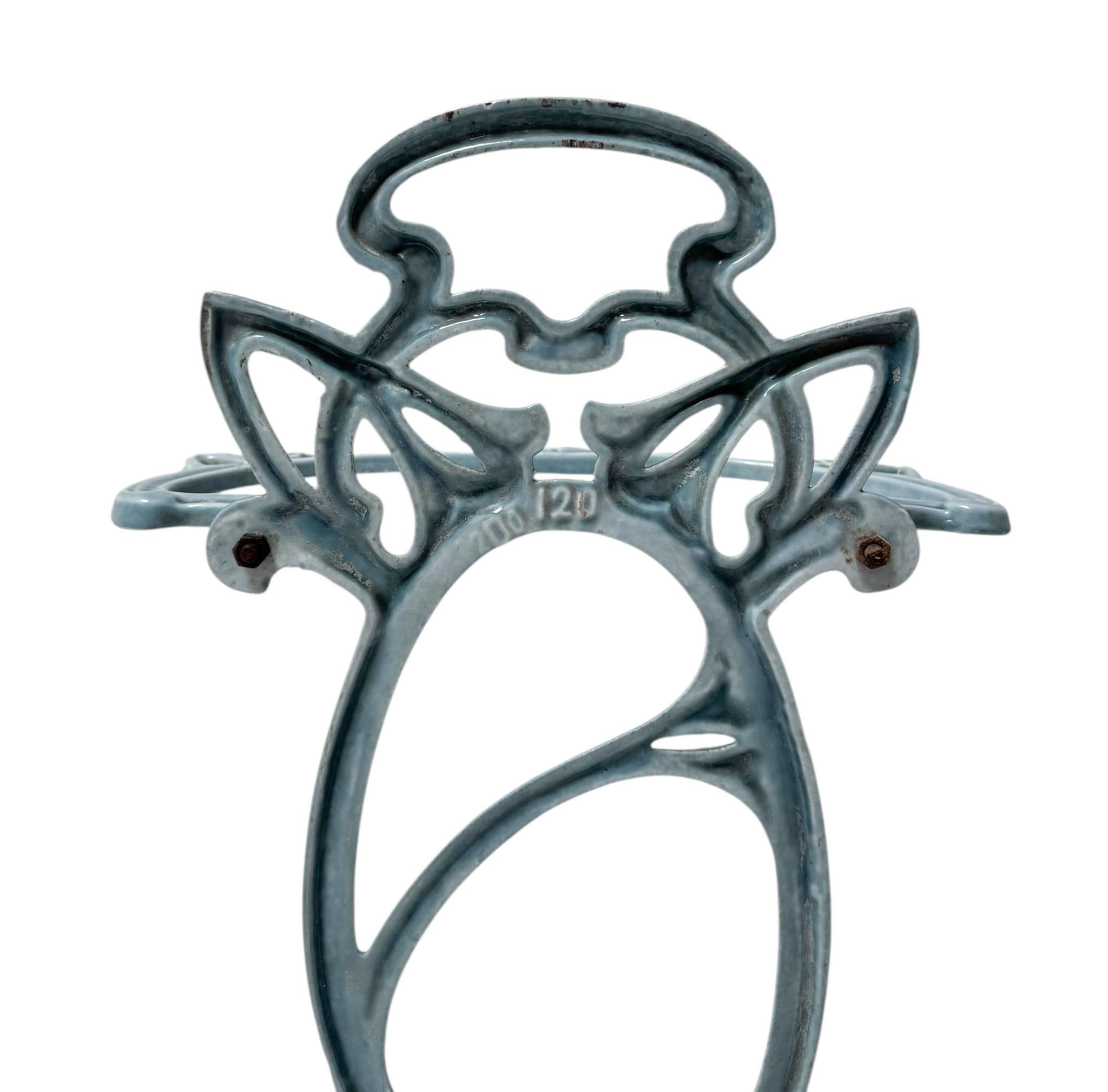 Porte-parapluie en fer émaillé Art Nouveau, années 1900 en vente 3