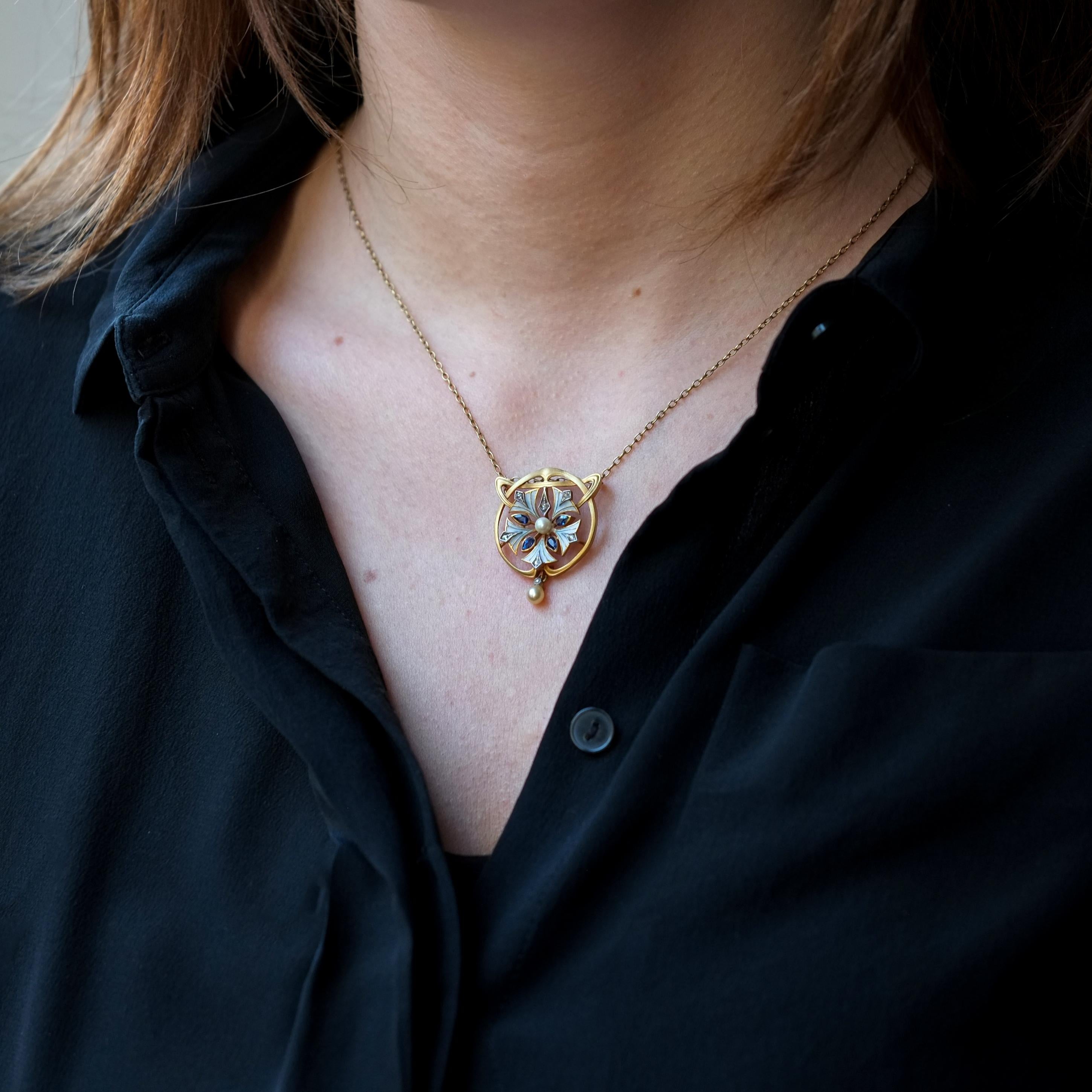 Collier Art Nouveau émaux et saphirs Pour femmes en vente