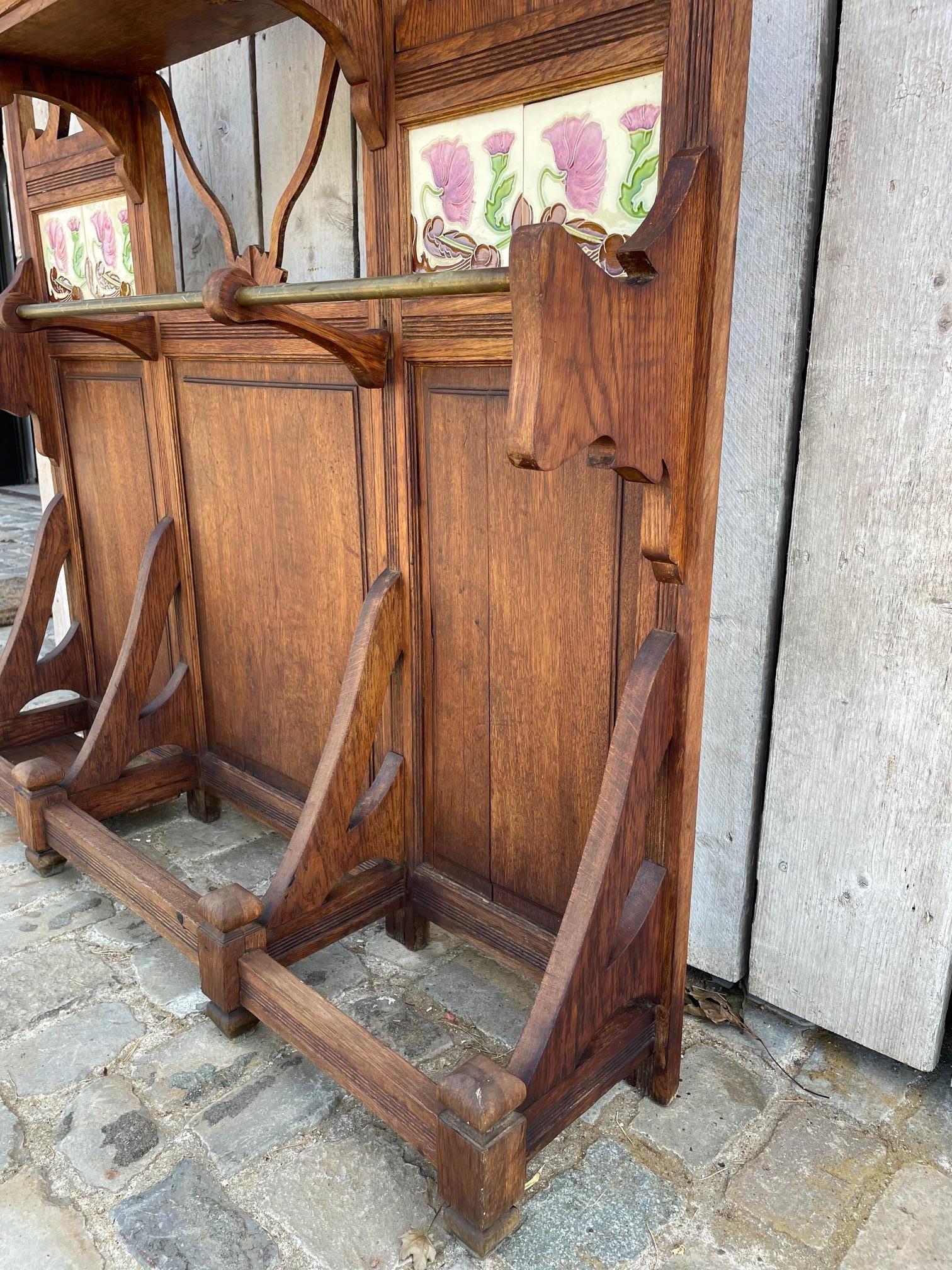 Jugendstil-Eingangsgarderobe im Zustand „Gut“ im Angebot in Nivelles, BE