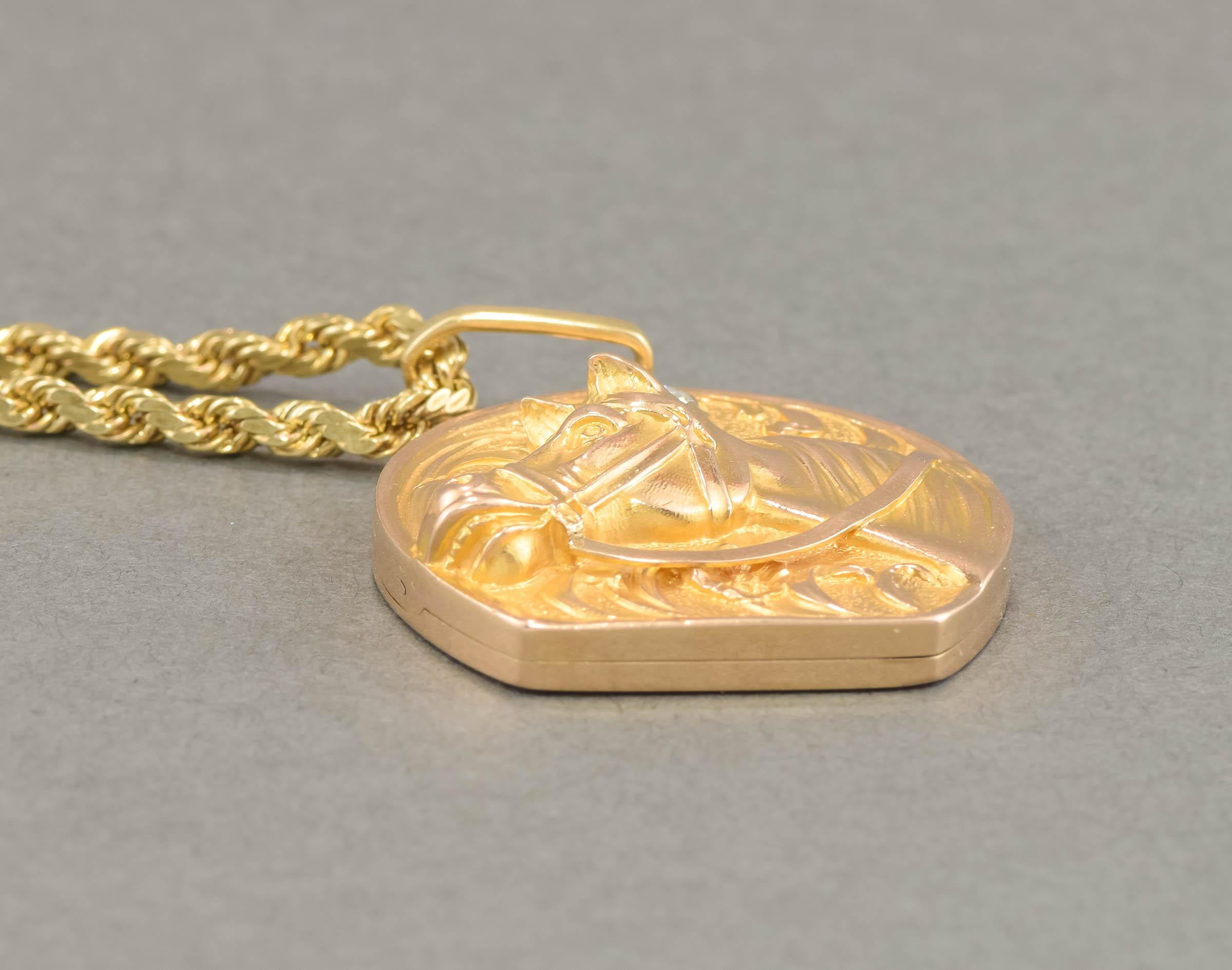 Jugendstil Reiterpferd 14K Gold Diamant Hufeisen-Medaillon an Kette 10