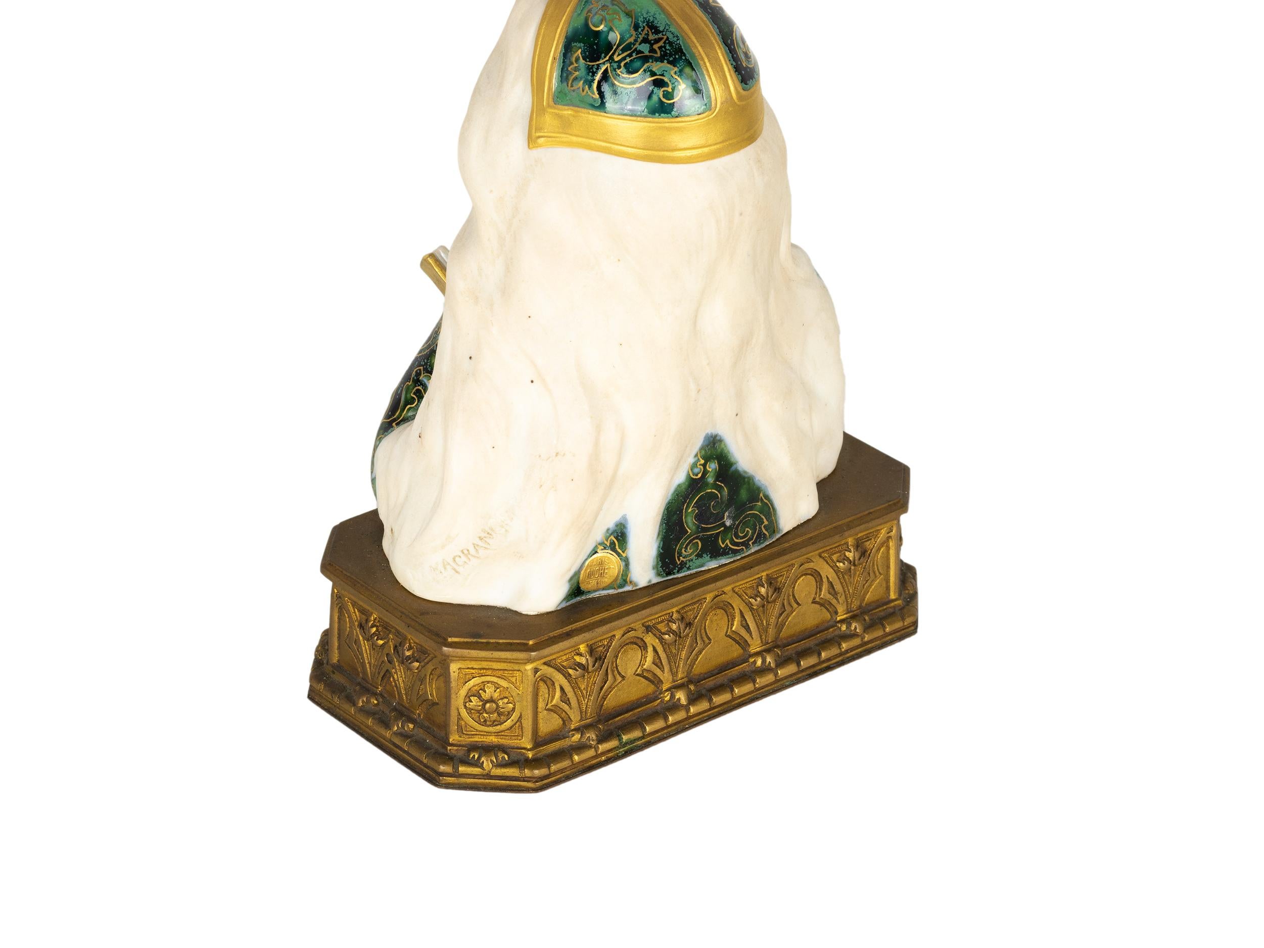 Busto di donna in faience Art Nouveau di Leon Noel Delagrange, 1889 In condizioni buone in vendita a Lisbon, PT