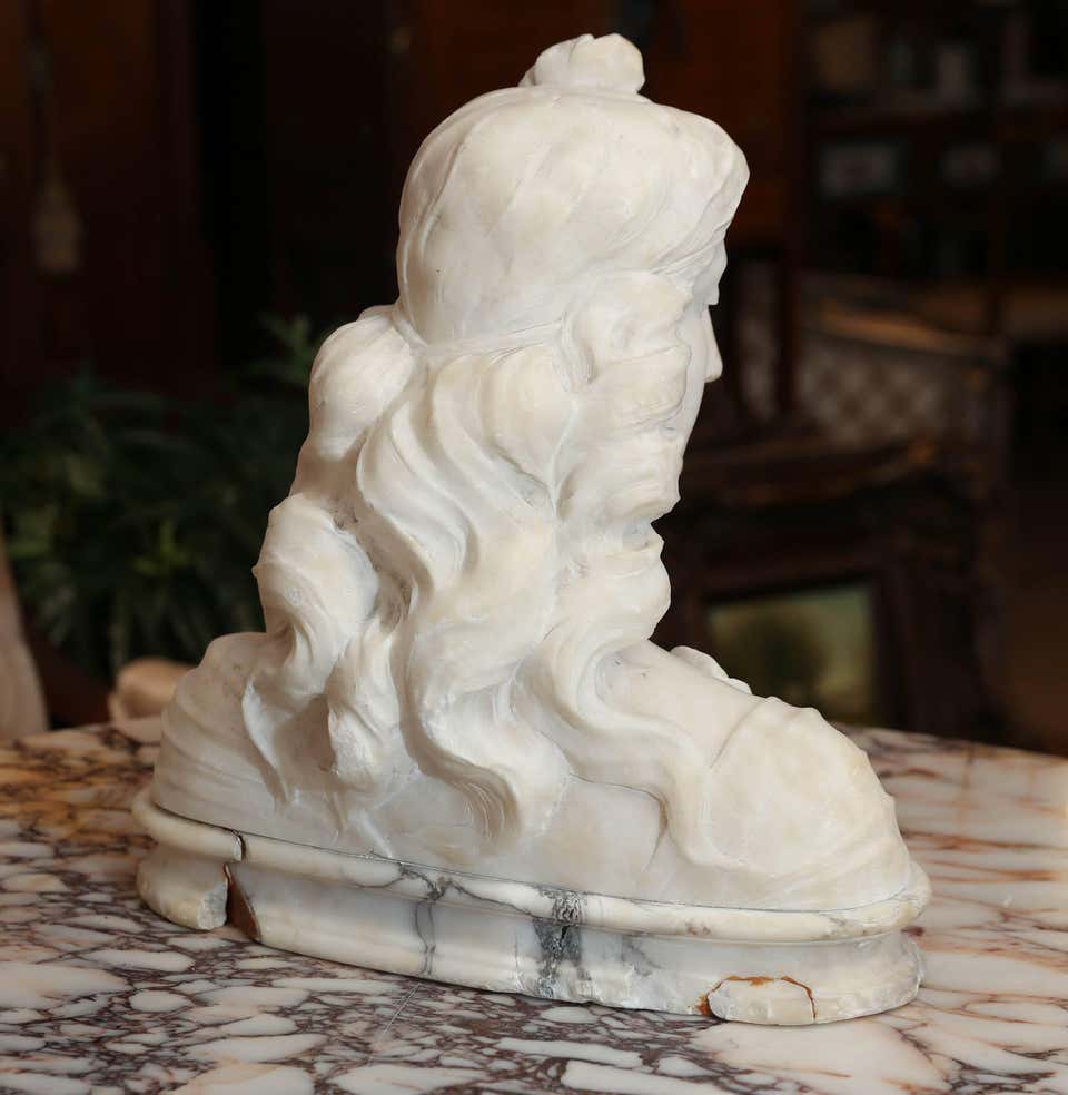 20th Century Art Nouveau Female Bust Carved in Carrara Marble For Sale