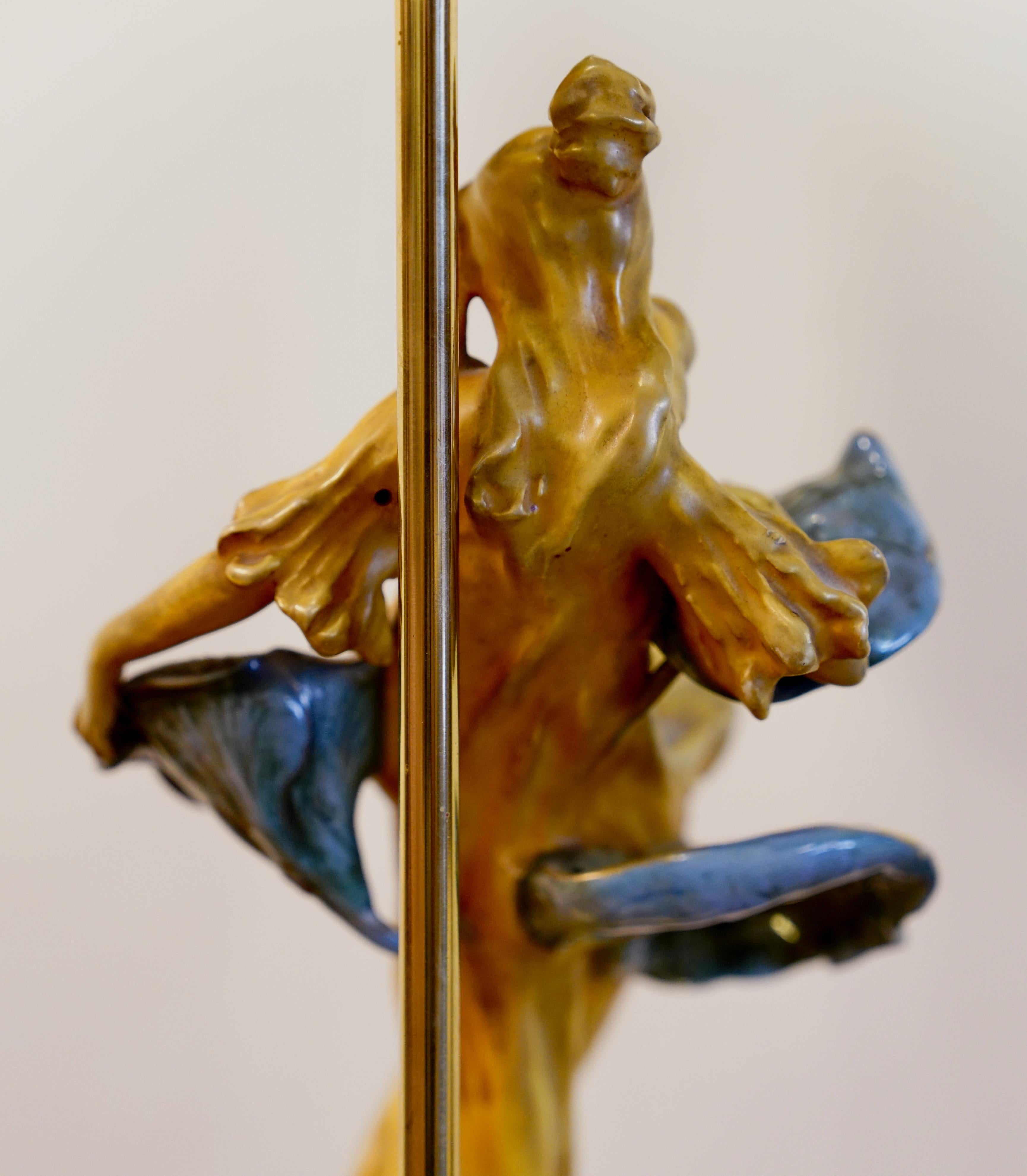 Lampe de table Art Nouveau représentant une femme avec des cloches bleues, fin du 20e siècle en vente 7