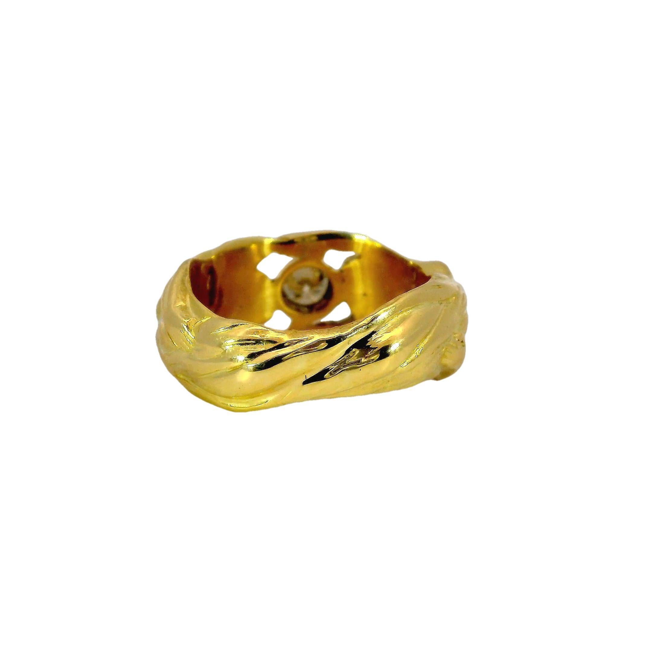 Art Nouveau Figural Woman Ring Made in 18K Gold with Diamond Center 2