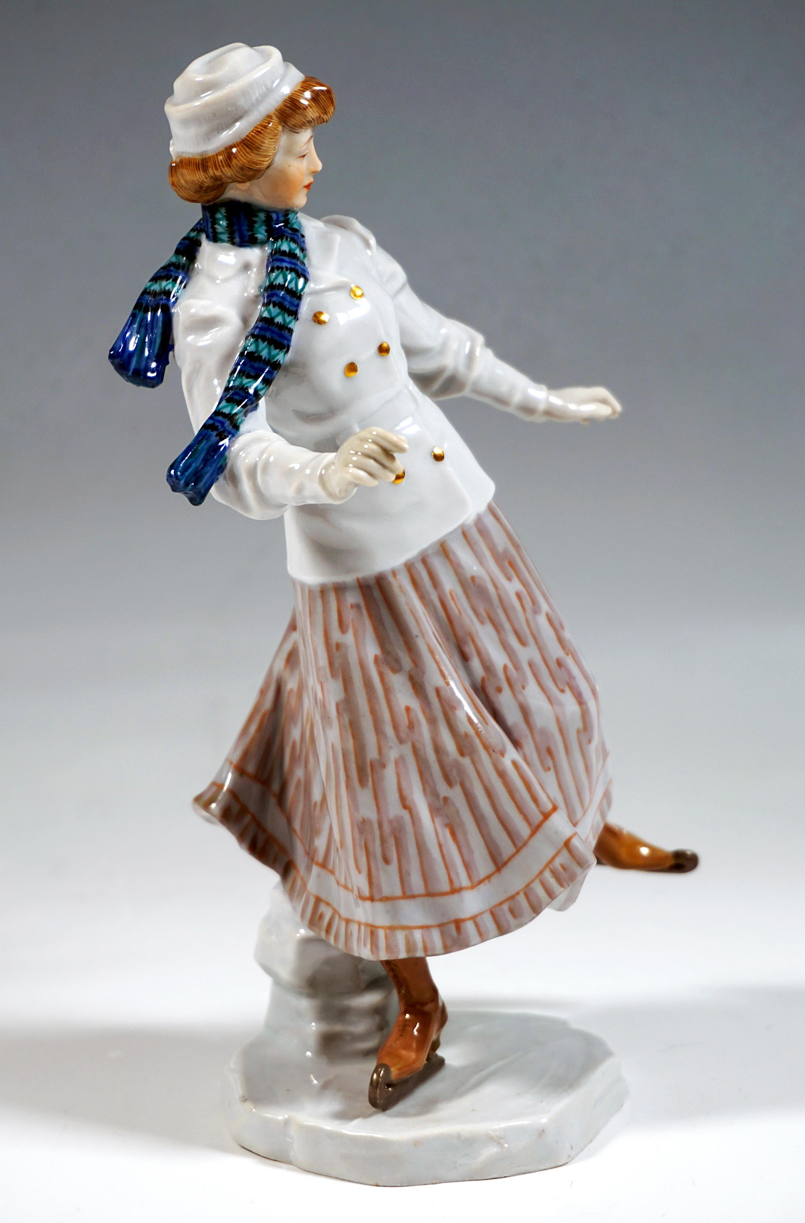 Art Nouveau Figurine 'Ice-Scater' By Alfred Koenig, Meissen Germany, Ca 1911 In Good Condition In Vienna, AT