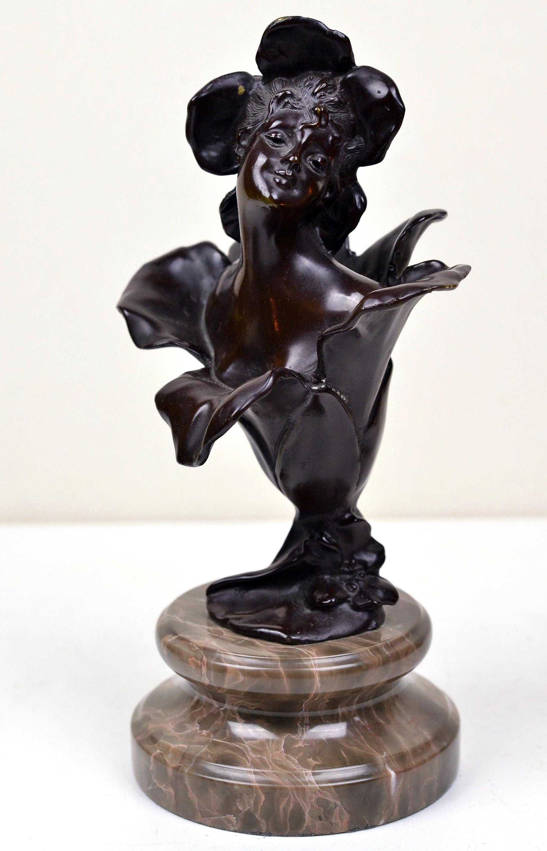 20th Century Figurine of Thumbelina Patinated Bronze n Stone Base 19th Century Art Nouveau For Sale