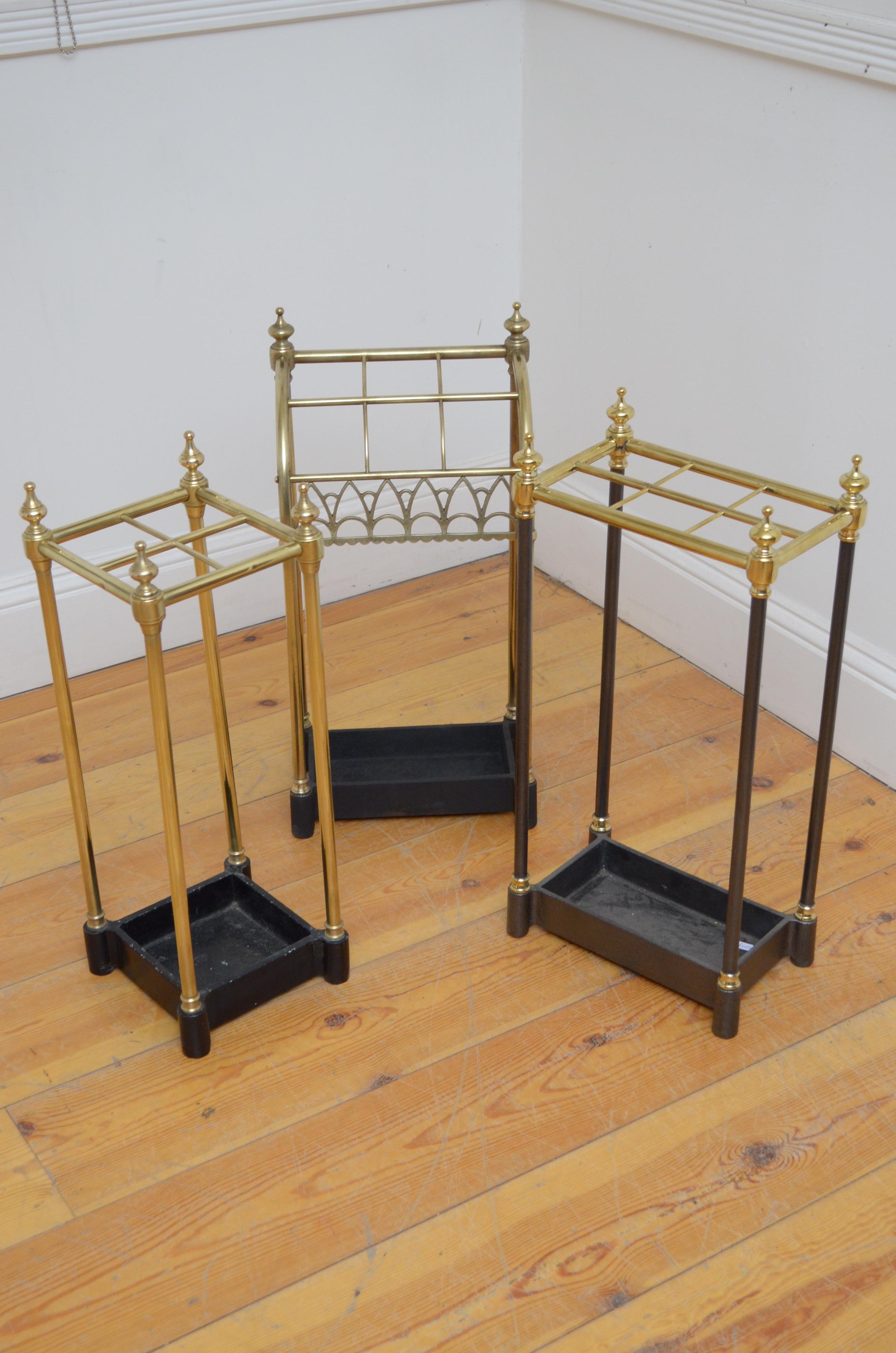 Soporte Art Nouveau para Compañero de Fuego o Paragüero en venta 2