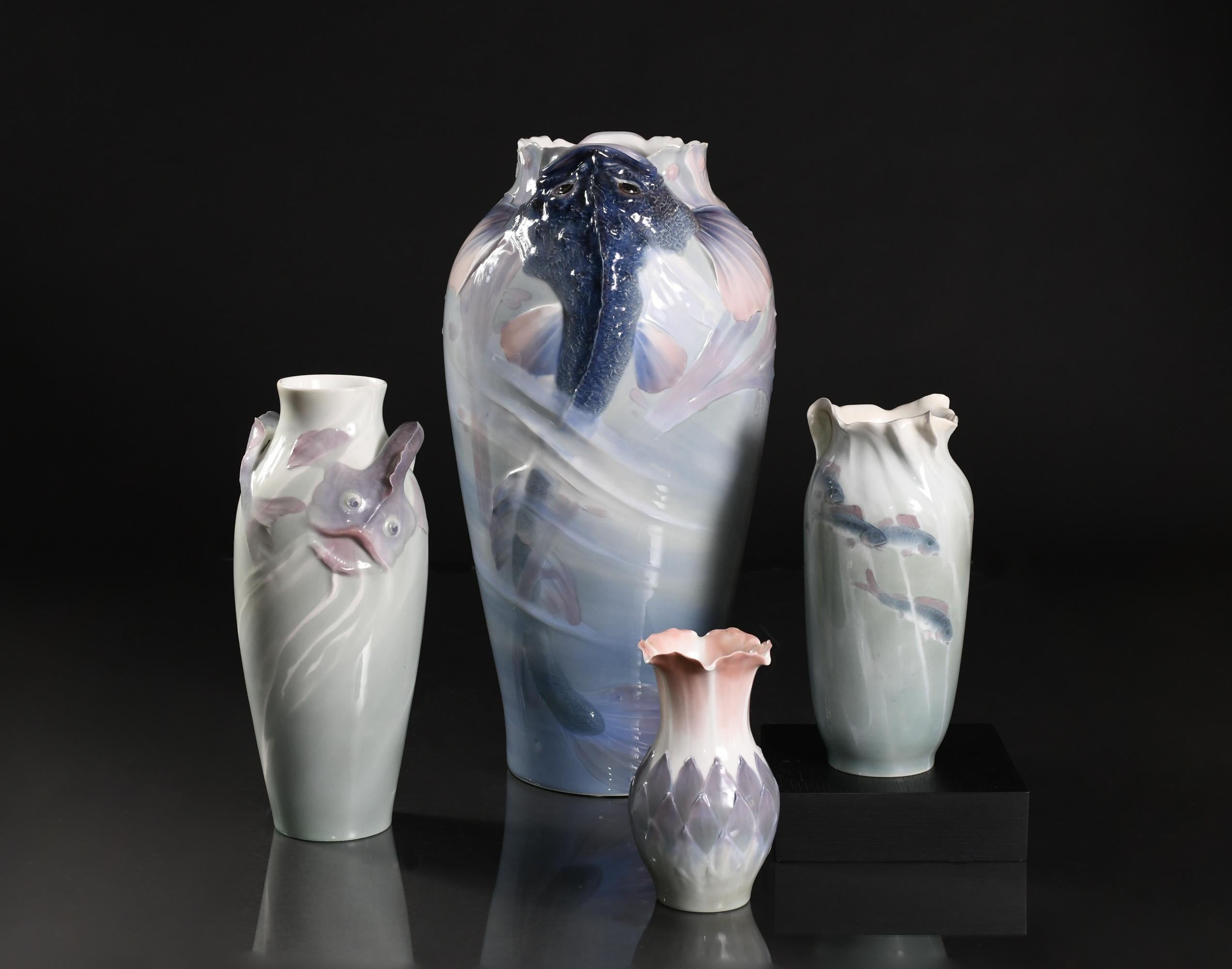 Vaso a forma di pesce in stile Art Nouveau di Matheus Pettersson & Nils Emil Lundström per Rörstrand in vendita 5