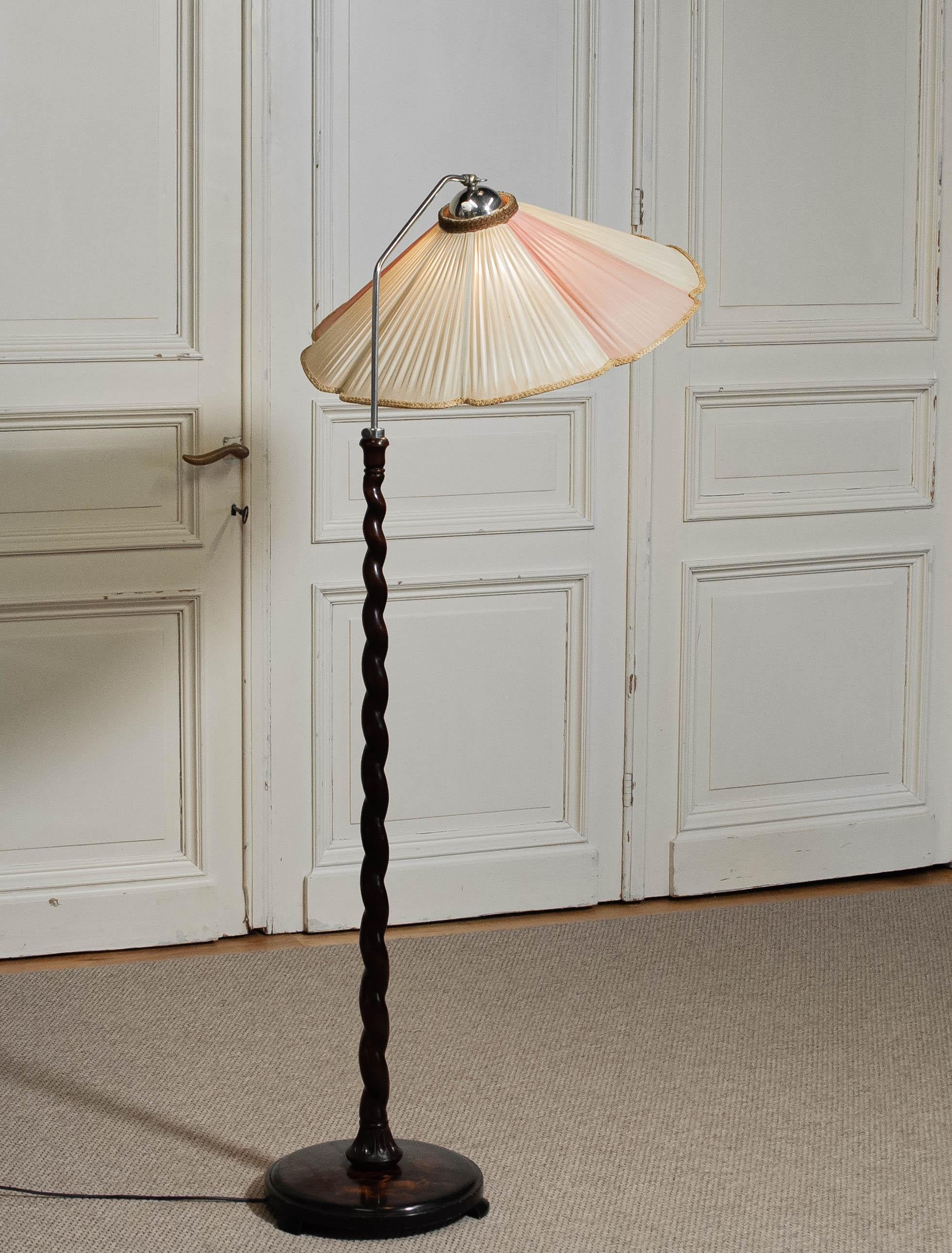 Art Nouveau Floor Lamp with Twisted Wood Stand, 1940s For Sale 4