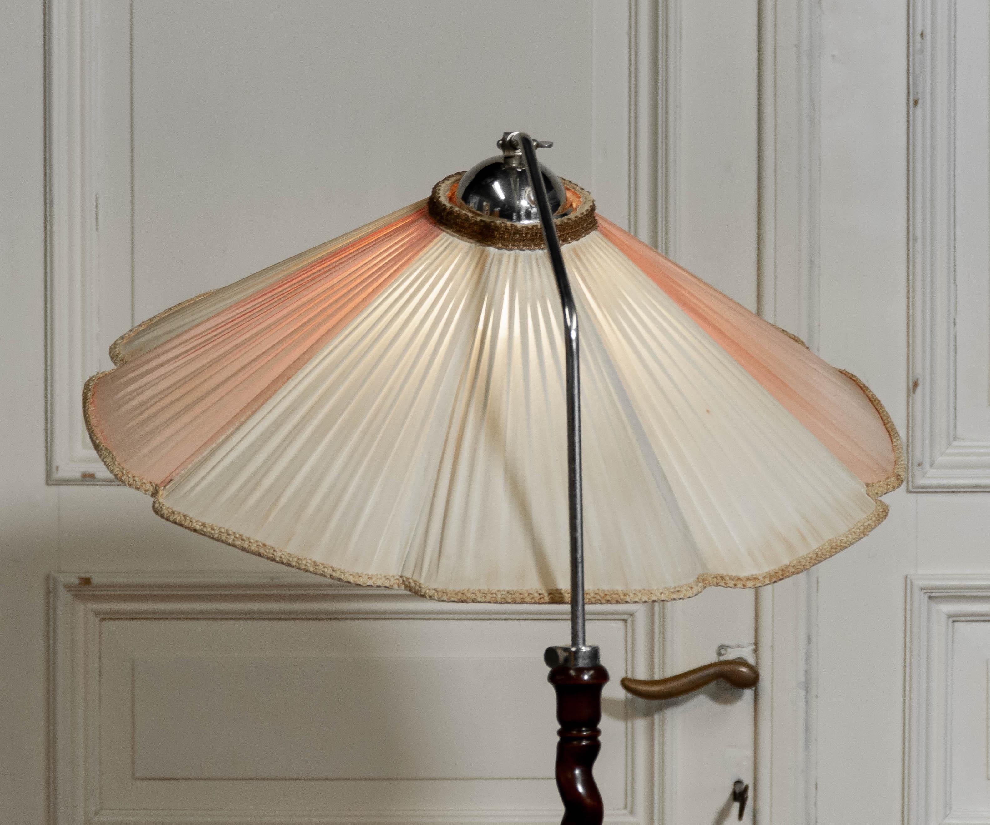 Art Nouveau Floor Lamp with Twisted Wood Stand, 1940s For Sale 6