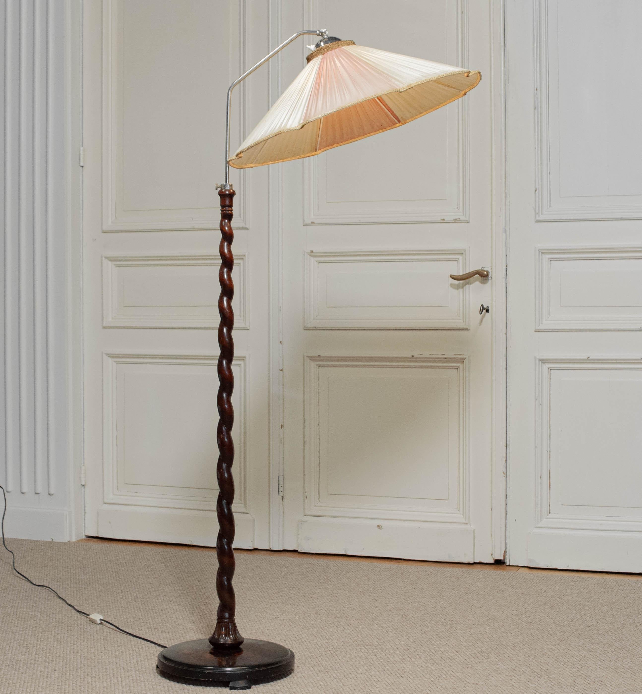 Art Nouveau Floor Lamp with Twisted Wood Stand, 1940s For Sale 2
