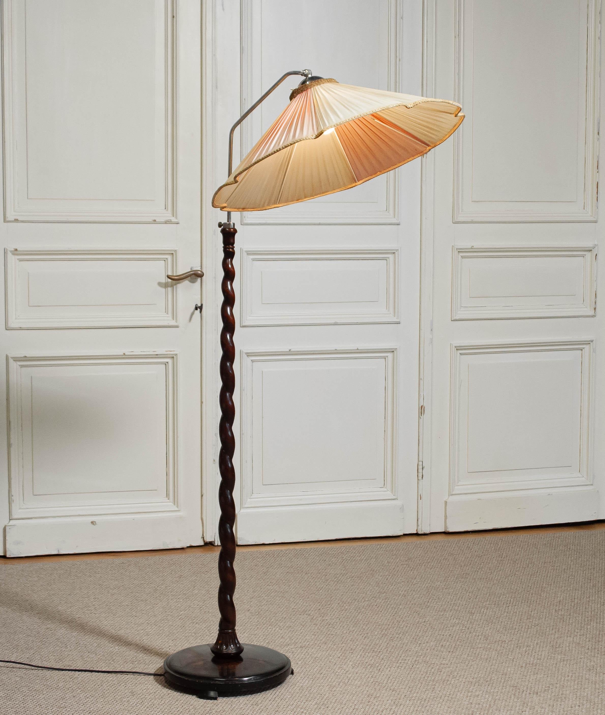 Art Nouveau Floor Lamp with Twisted Wood Stand, 1940s For Sale 3