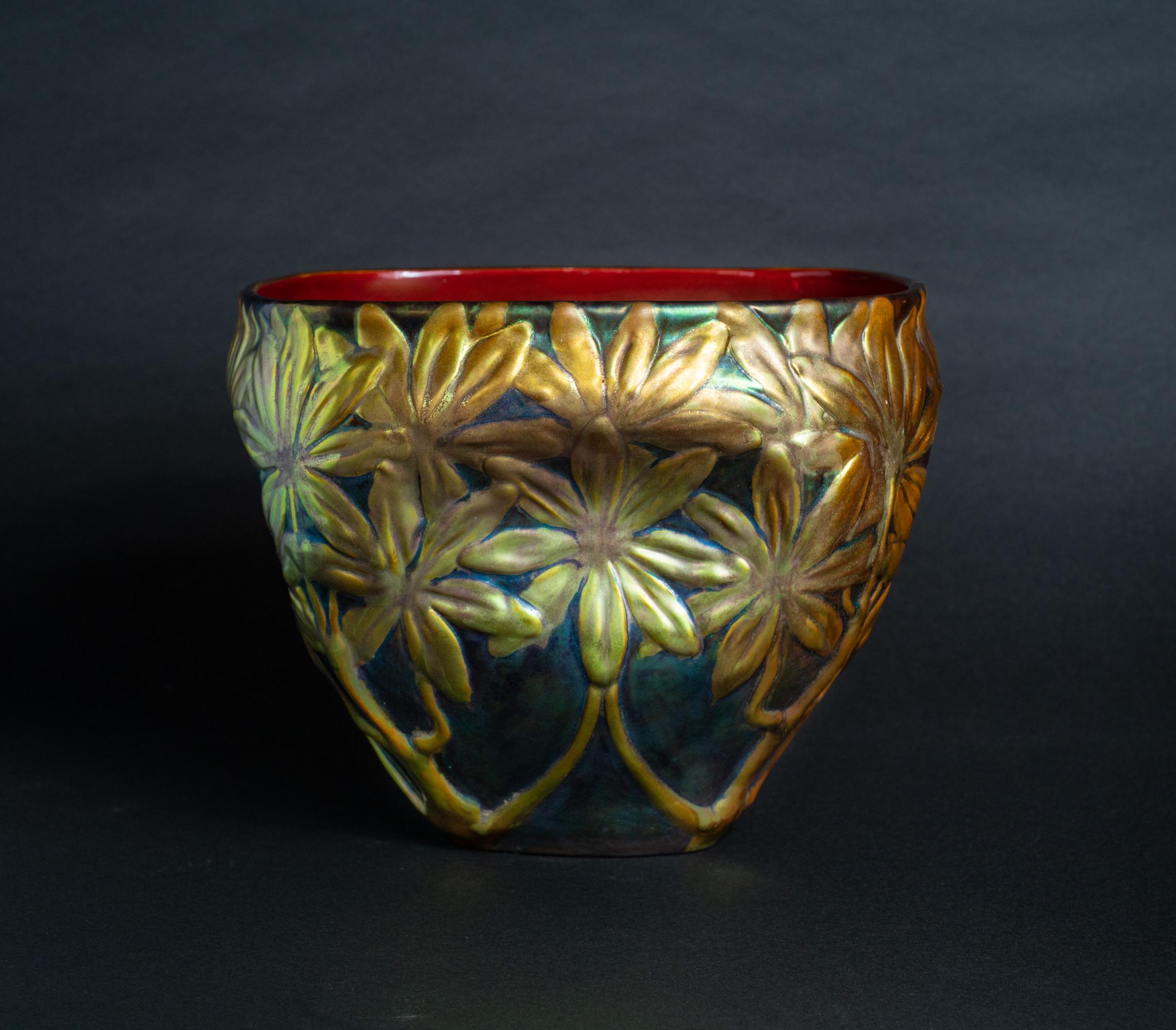 Hungarian Art Nouveau Floral Cachepot by Henrik Darilek for Zsolnay For Sale