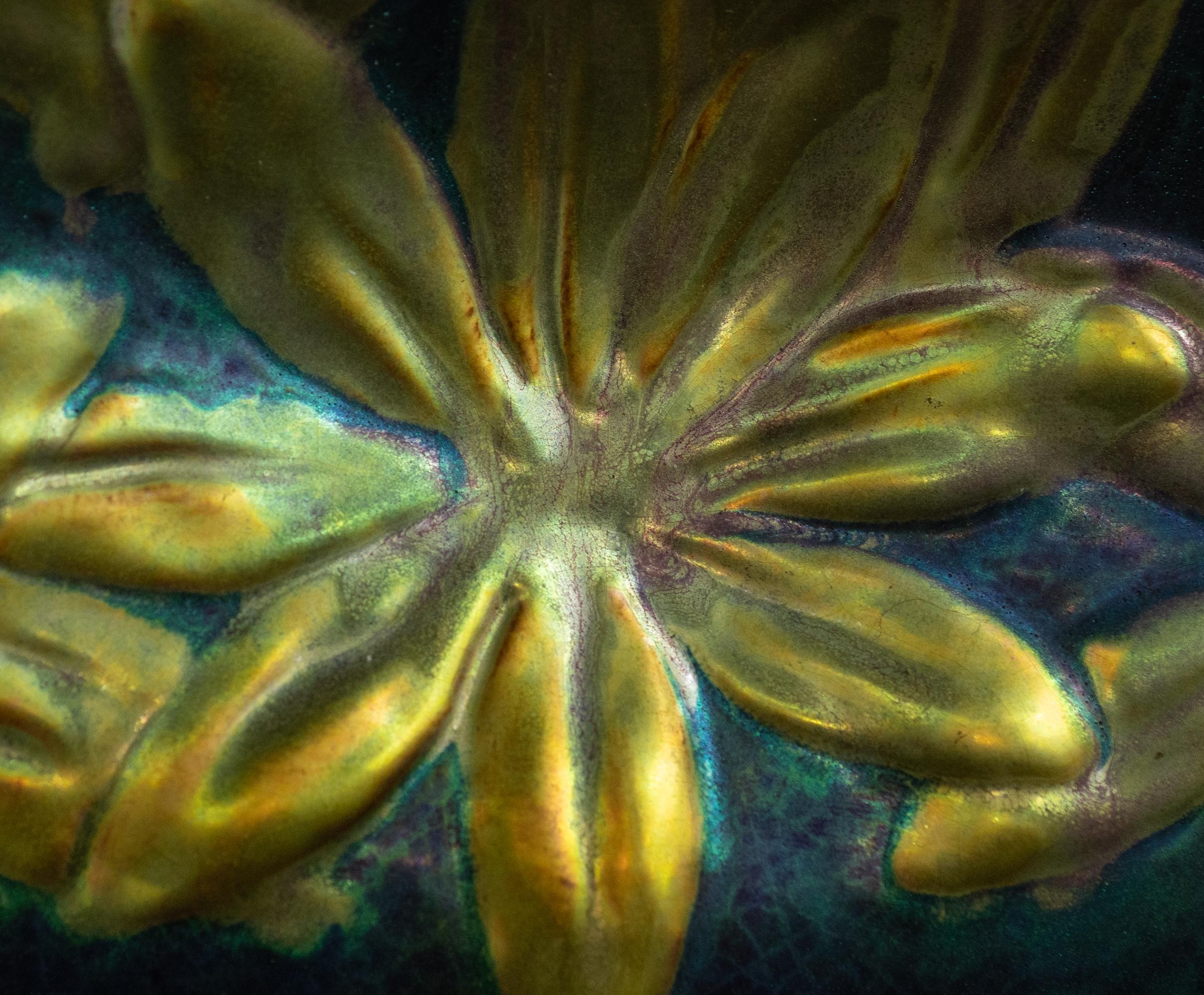 Cache-pot floral Art Nouveau par Henrik Darilek pour Zsolnay en vente 1