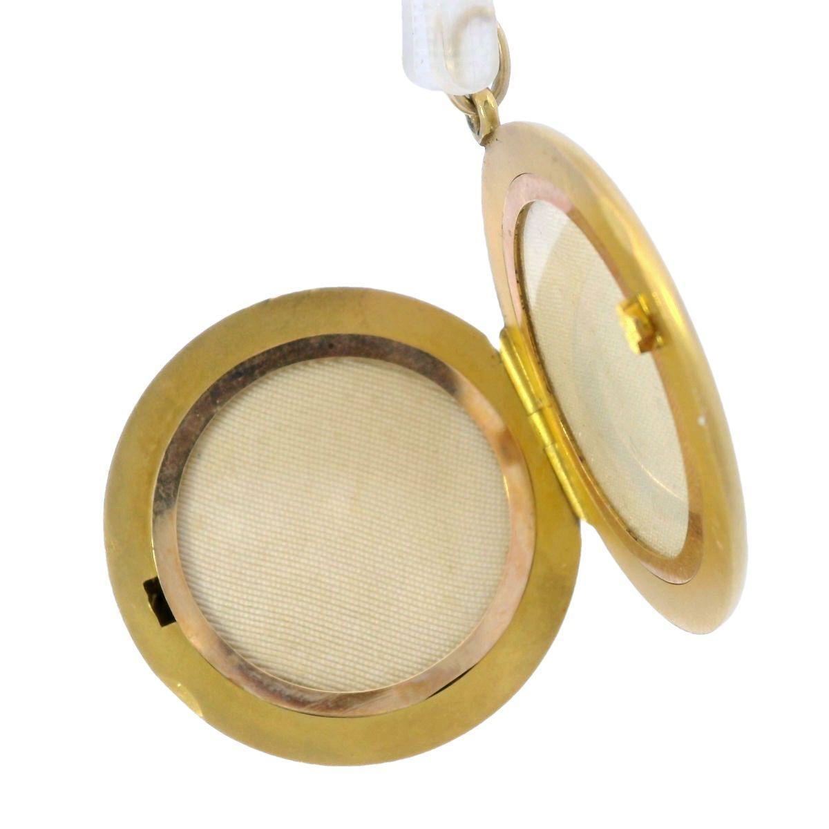 Art Nouveau Floral Locket with Old Mine Cut Diamond Center in 14K Yellow Gold For Sale 2