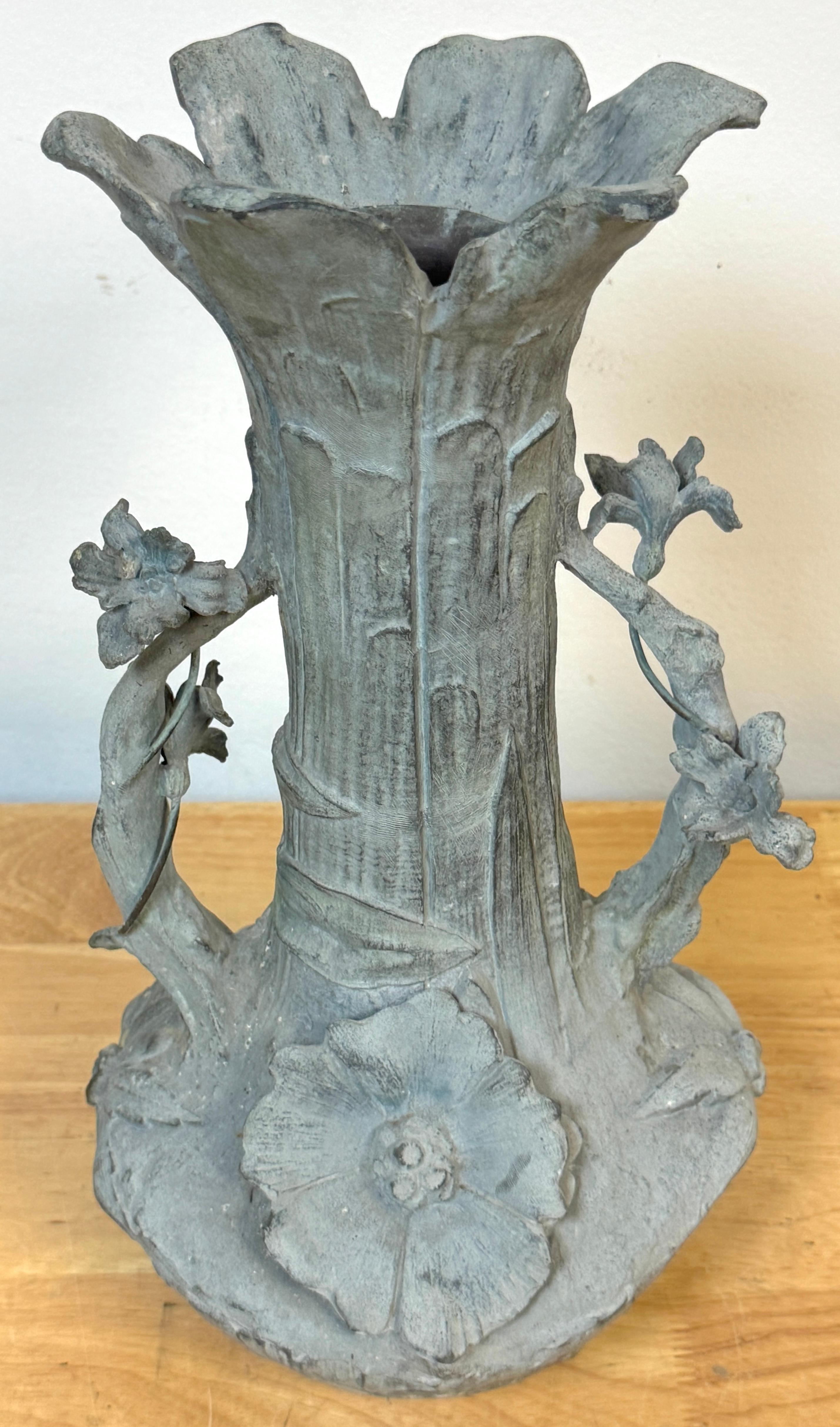 Art Nouveau Floral Relief Vase in Cast Zinc, Attributed to Kayserzinn, C. 1900s For Sale 6