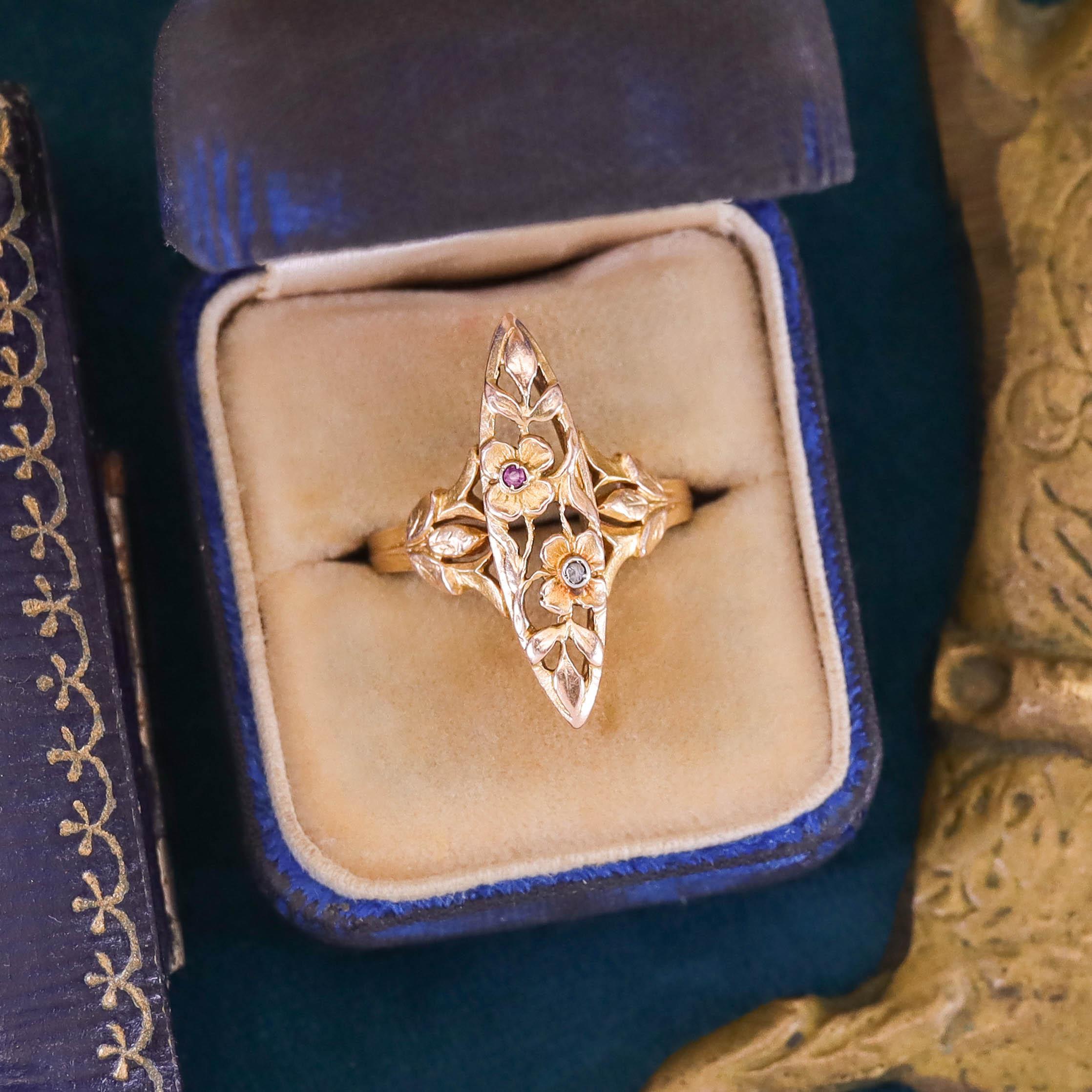 Jugendstil-Rubin- und Diamantring aus 18k Gold Damen im Angebot