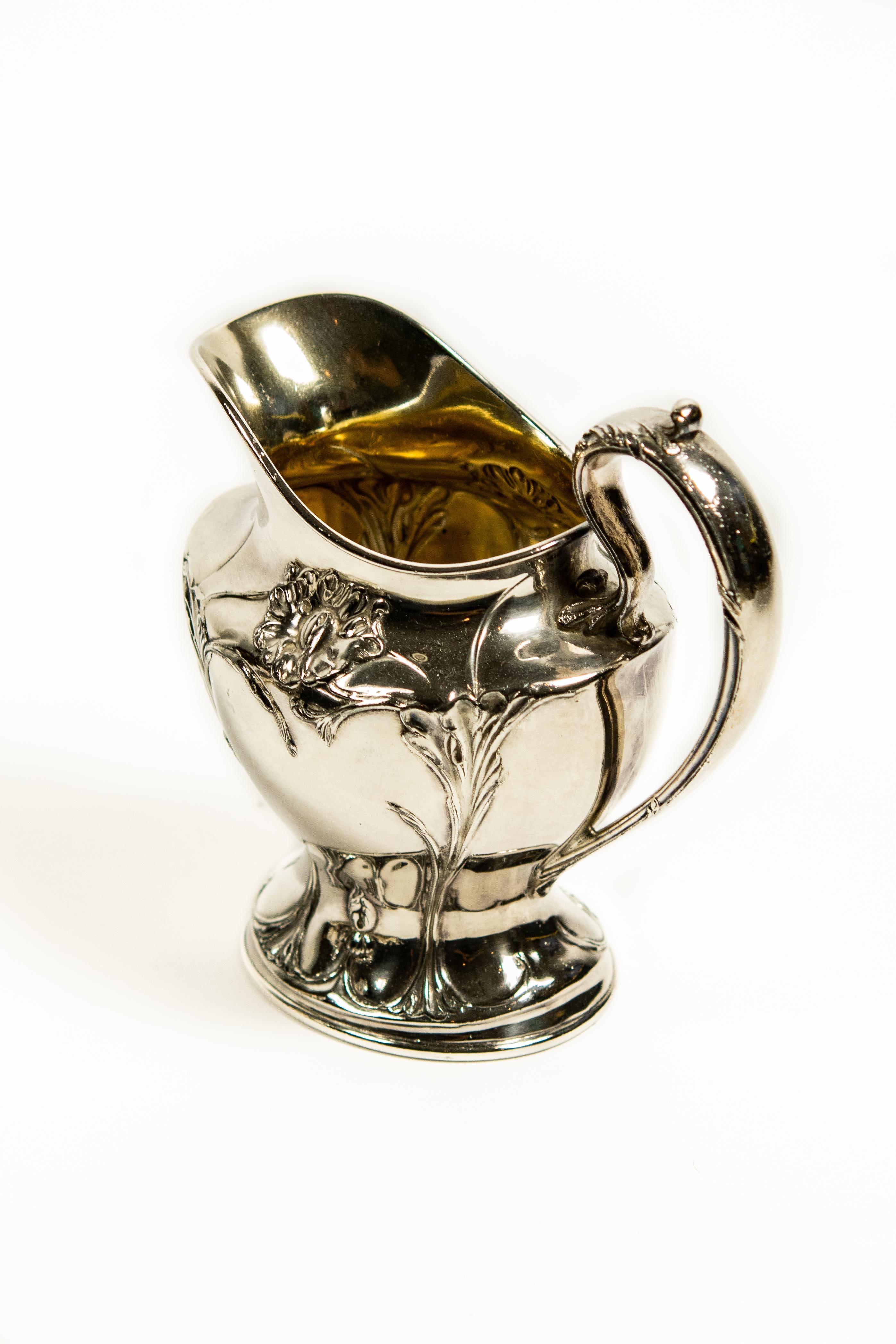 Art Nouveau Floral Silver Plate Tea and Coffee Service Set and Tray by Pairpoint 5