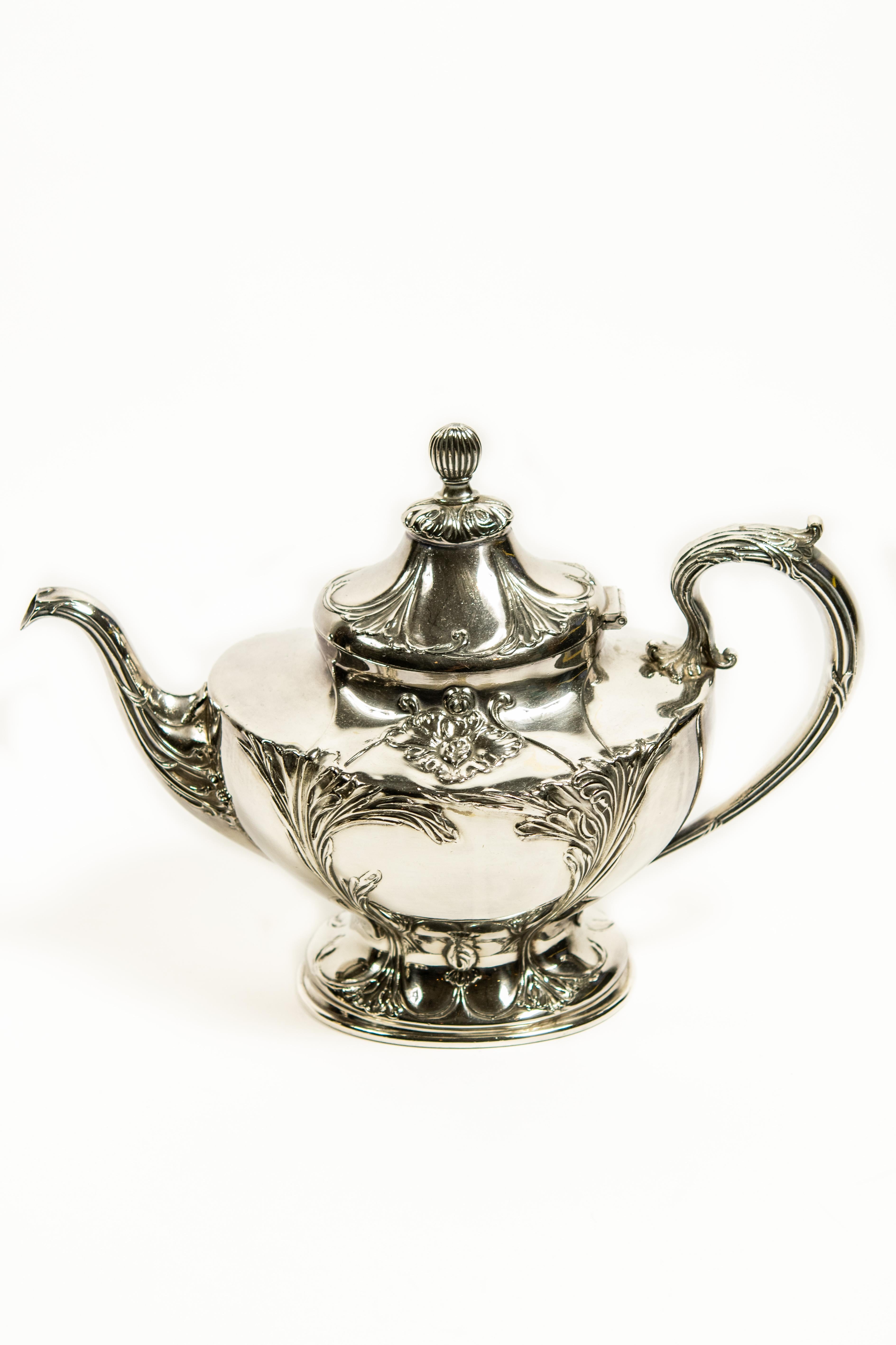 Art Nouveau Floral Silver Plate Tea and Coffee Service Set and Tray by Pairpoint 6