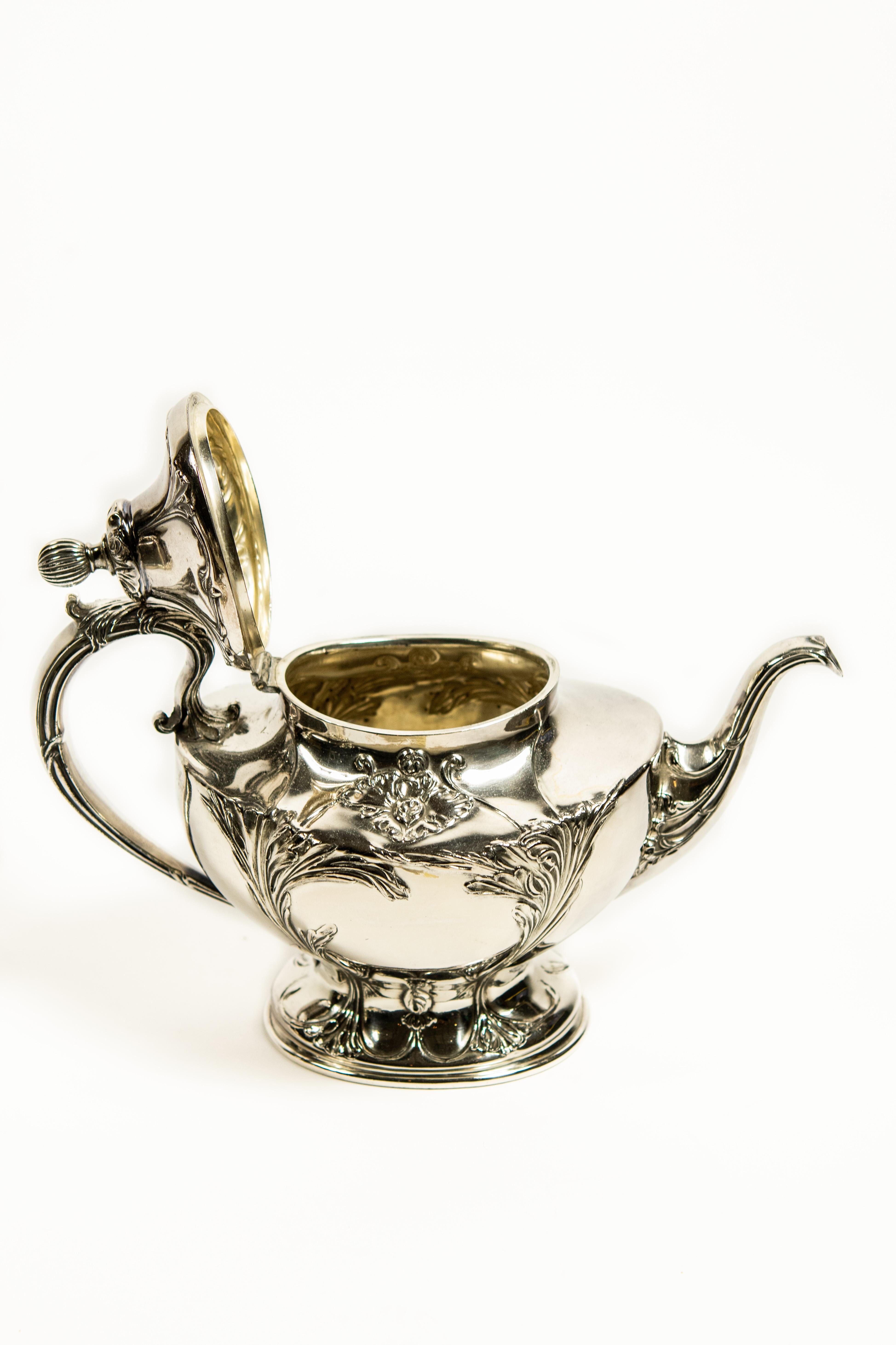 Art Nouveau Floral Silver Plate Tea and Coffee Service Set and Tray by Pairpoint 8