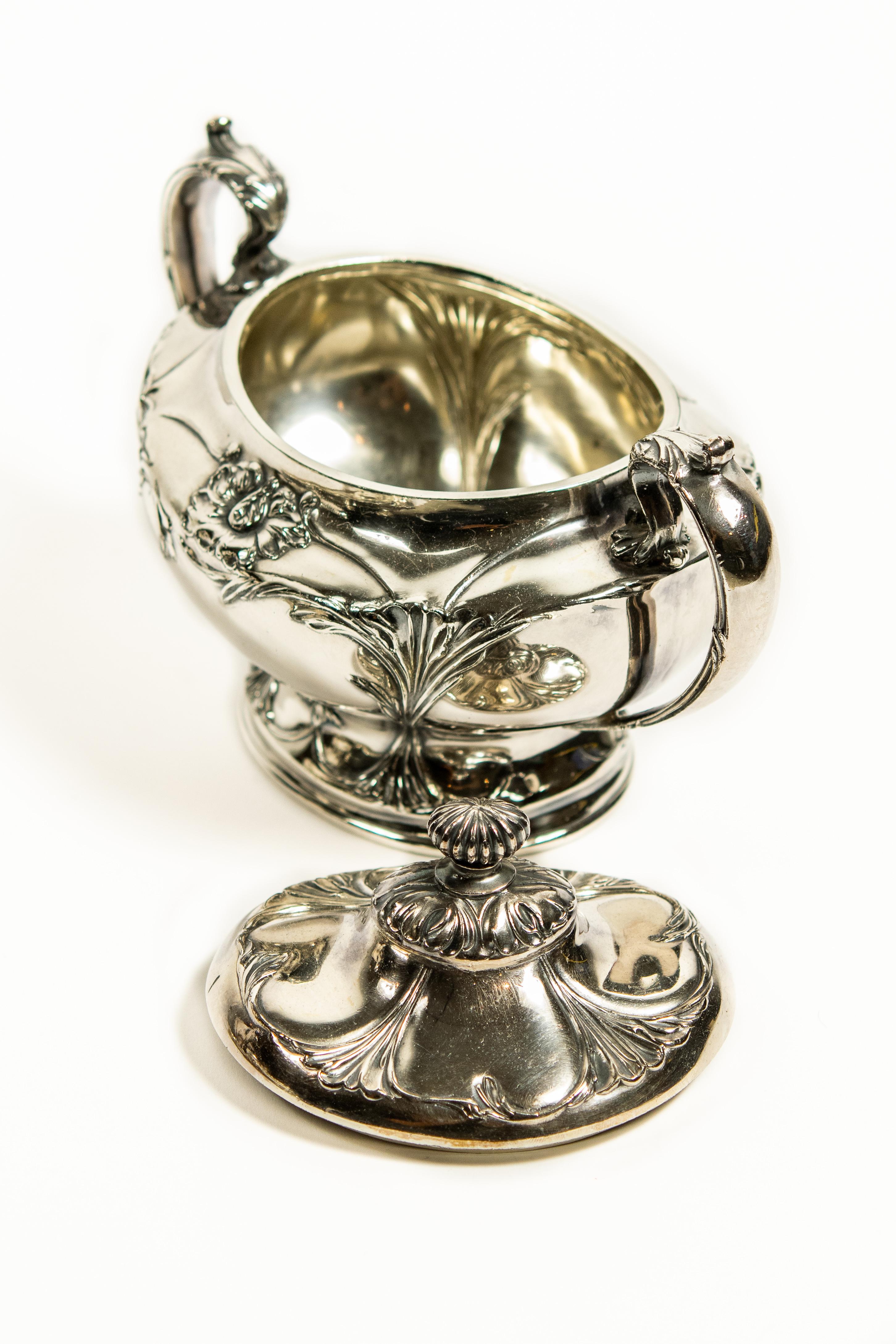 Art Nouveau Floral Silver Plate Tea and Coffee Service Set and Tray by Pairpoint 3