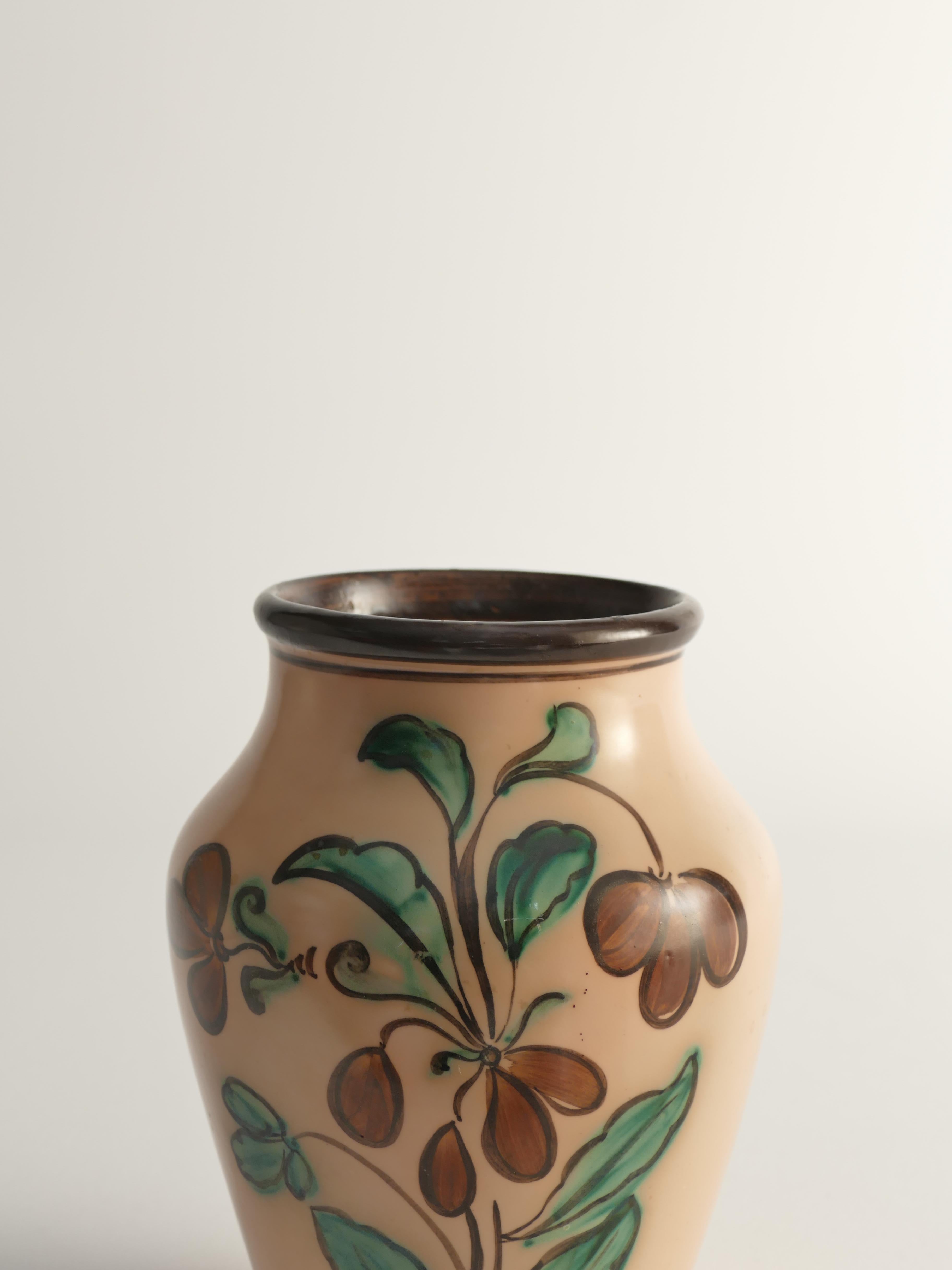 Vase en faïence Art Nouveau à motif de fleurs par Sala, Suède, années 1920 en vente 3