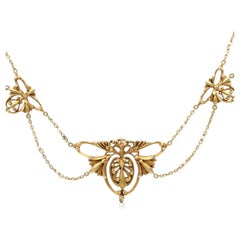 Collar con motivos florales de estilo Art Nouveau en oro mate de 18 quilates