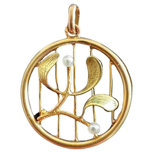 Art Nouveau Flower Pendant 18k Yellow Gold Natural Pearls Love Token French