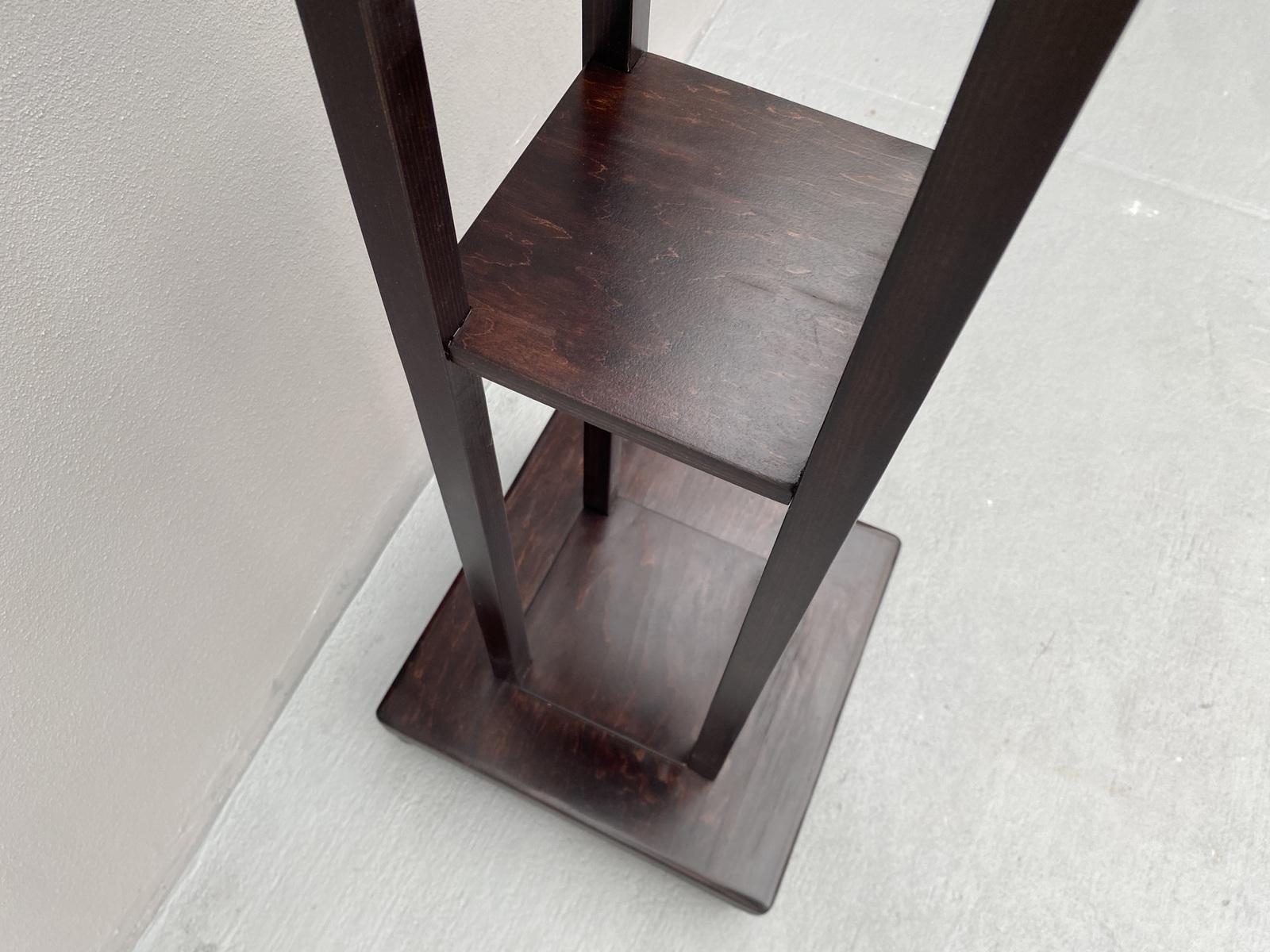 Jardinera ART NOUVEAU, años 1910, Austria Hungría Madera en venta