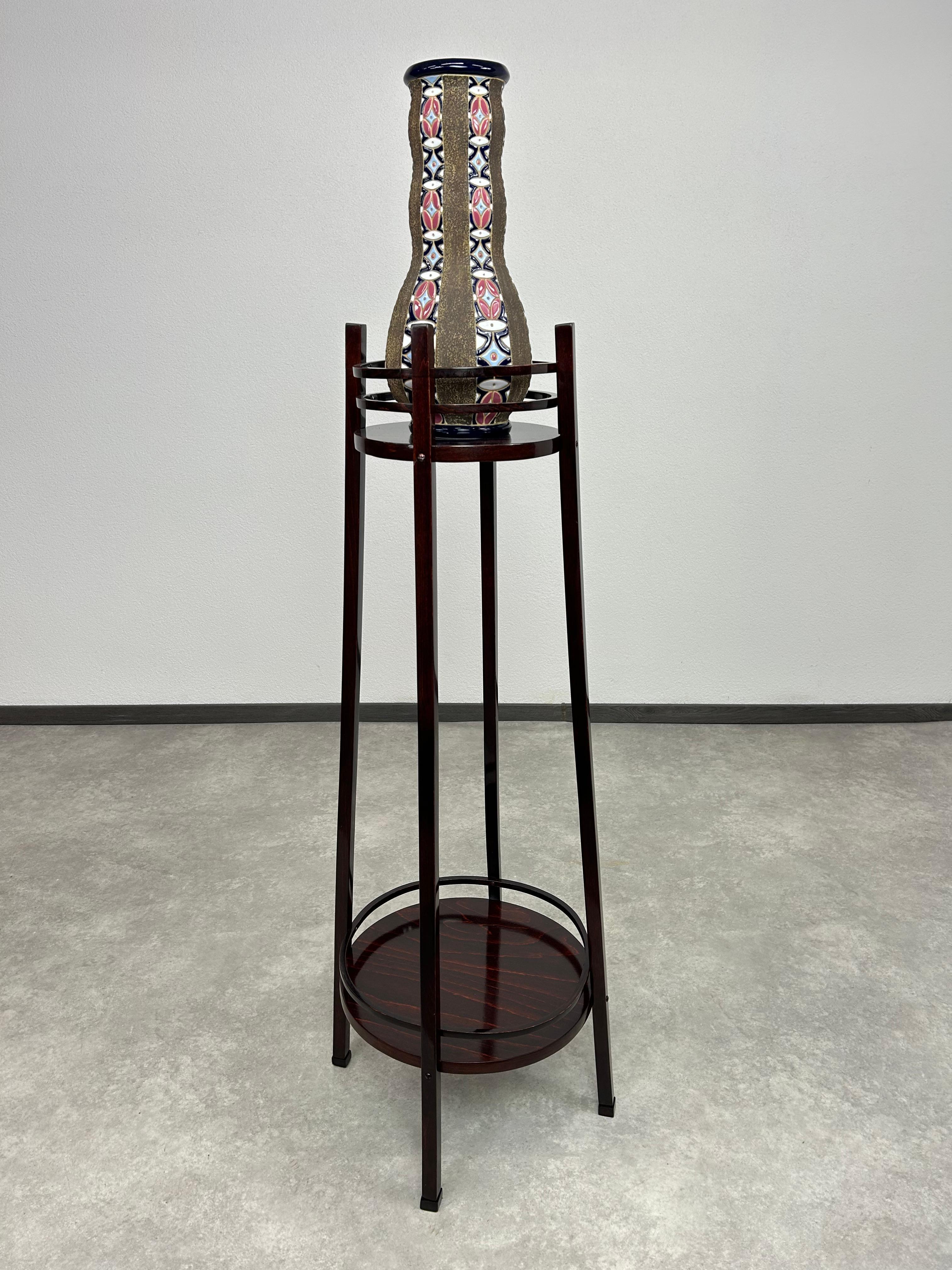 Sécession viennoise Porte-fleurs Art Nouveau Thonet no.31 design Otto Wagner en vente